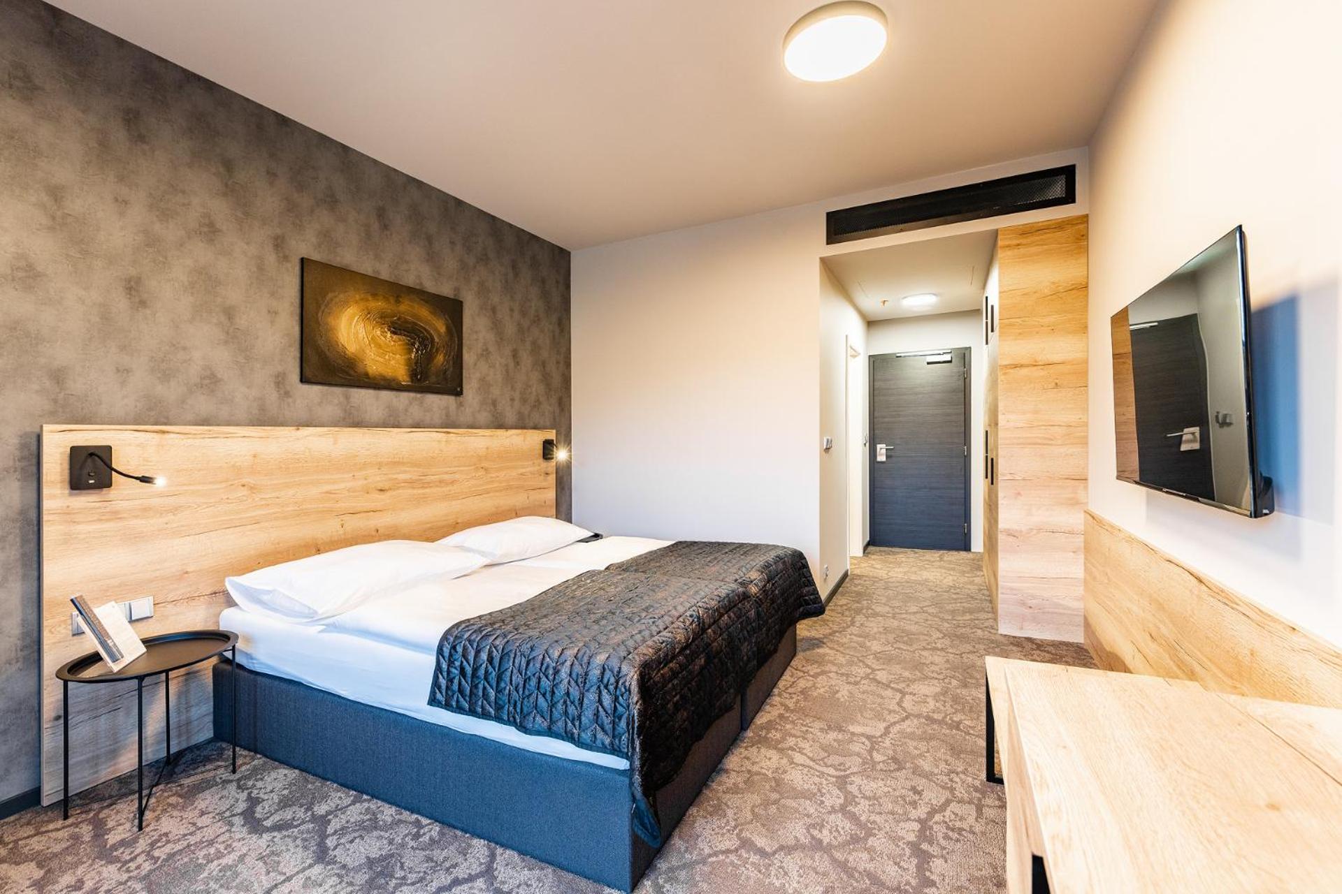 Deluxe Twin Room - Photo 16