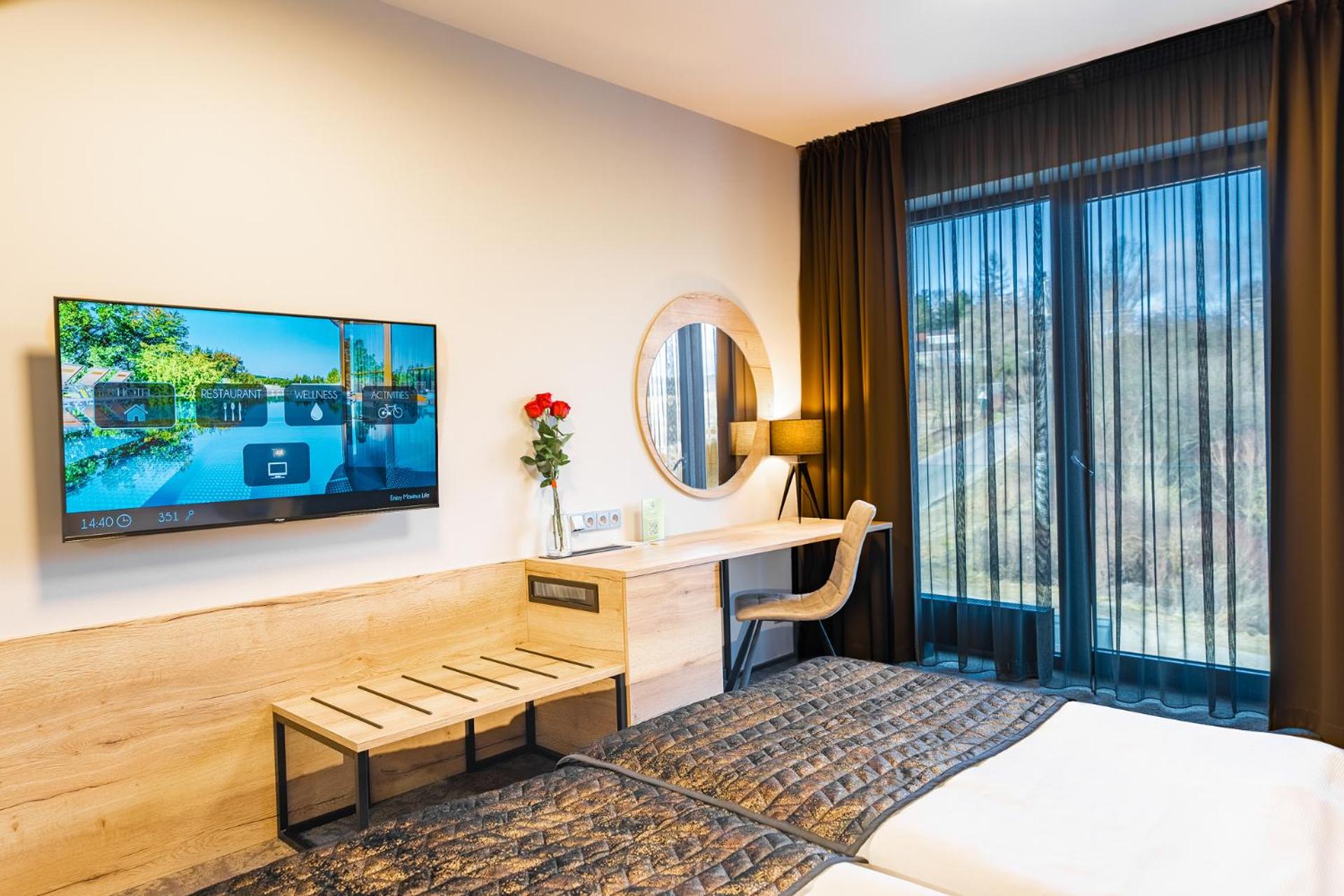 Deluxe Twin Room - Photo 13