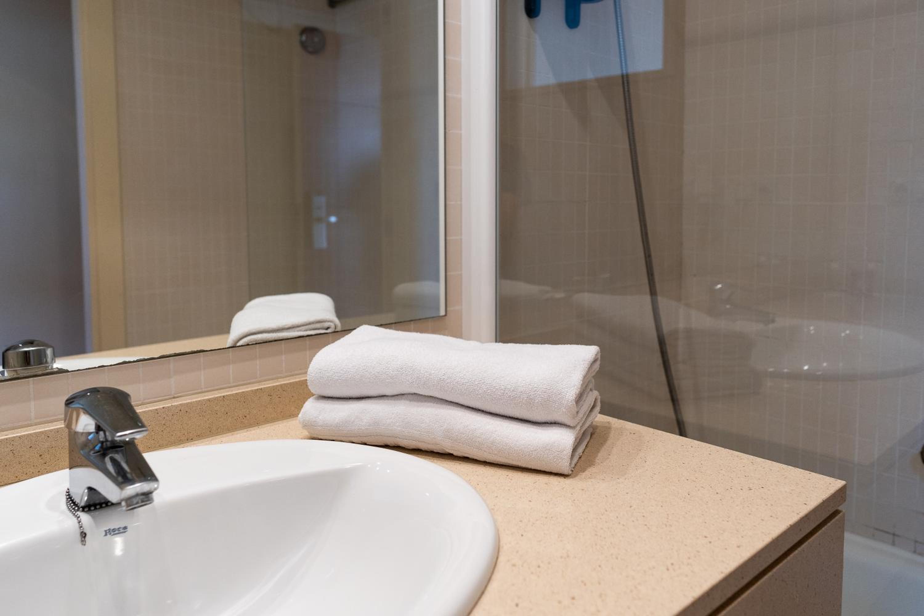 Classic Double Room (2 Adults ) - Photo 28