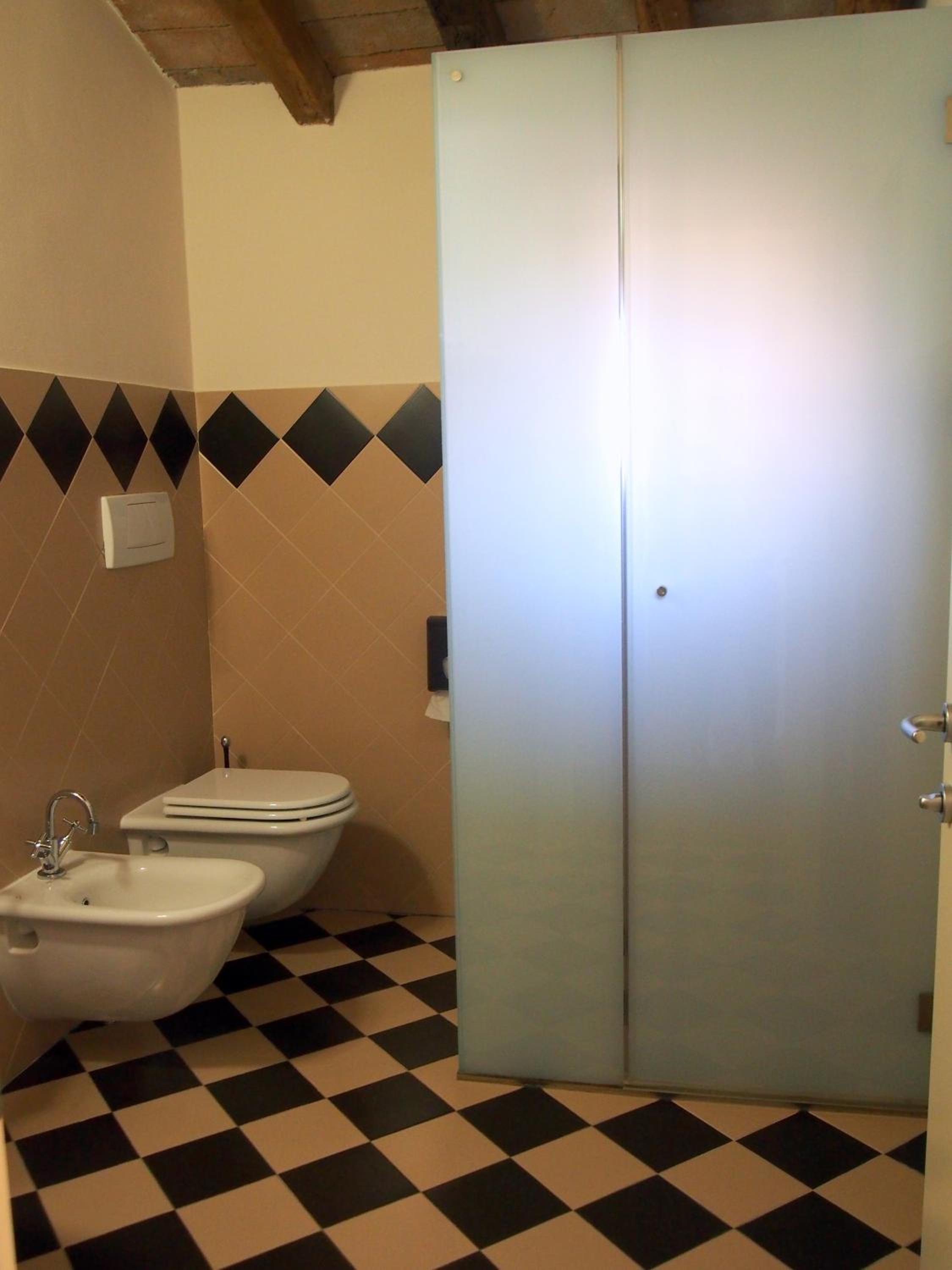 Double or Twin Room - Photo 3