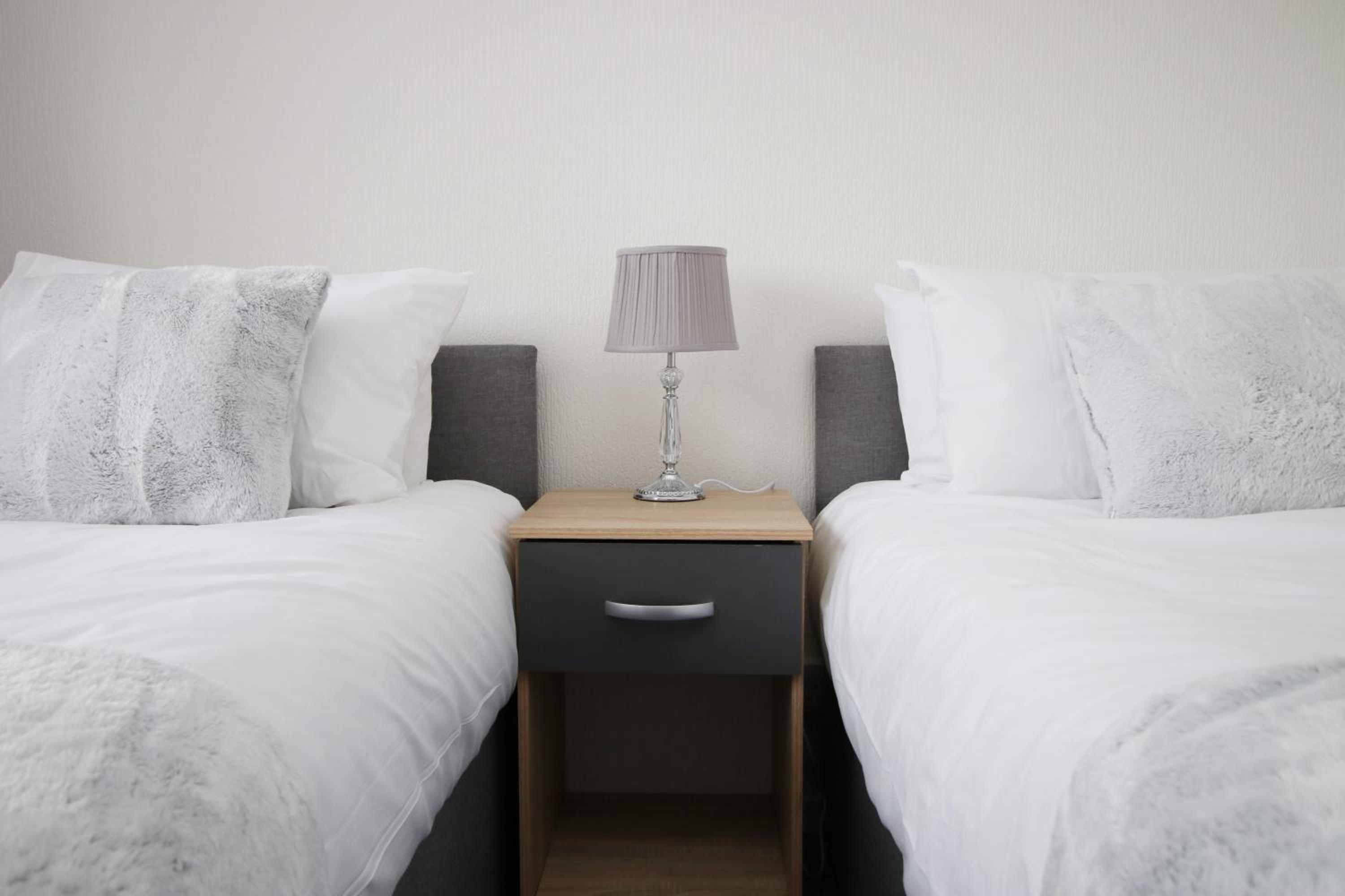 Four-Bedroom House - Photo 17
