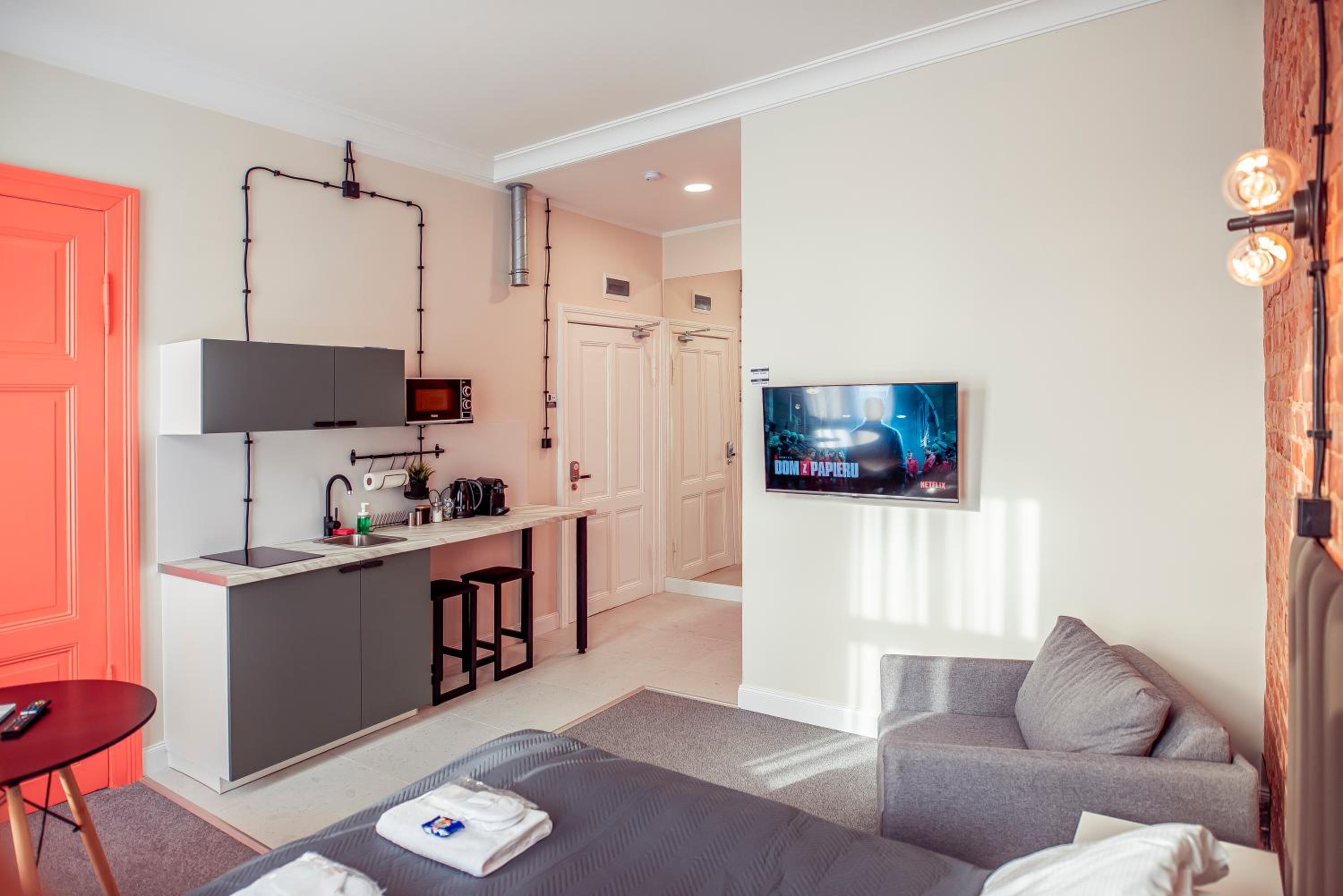 Two-Bedroom Apartment - Photo 5