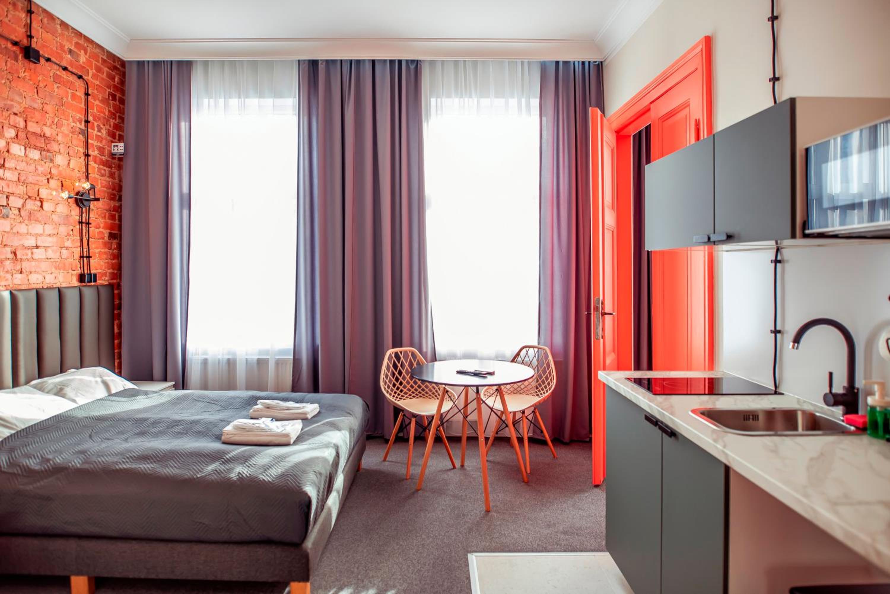 Two-Bedroom Apartment - Photo 3
