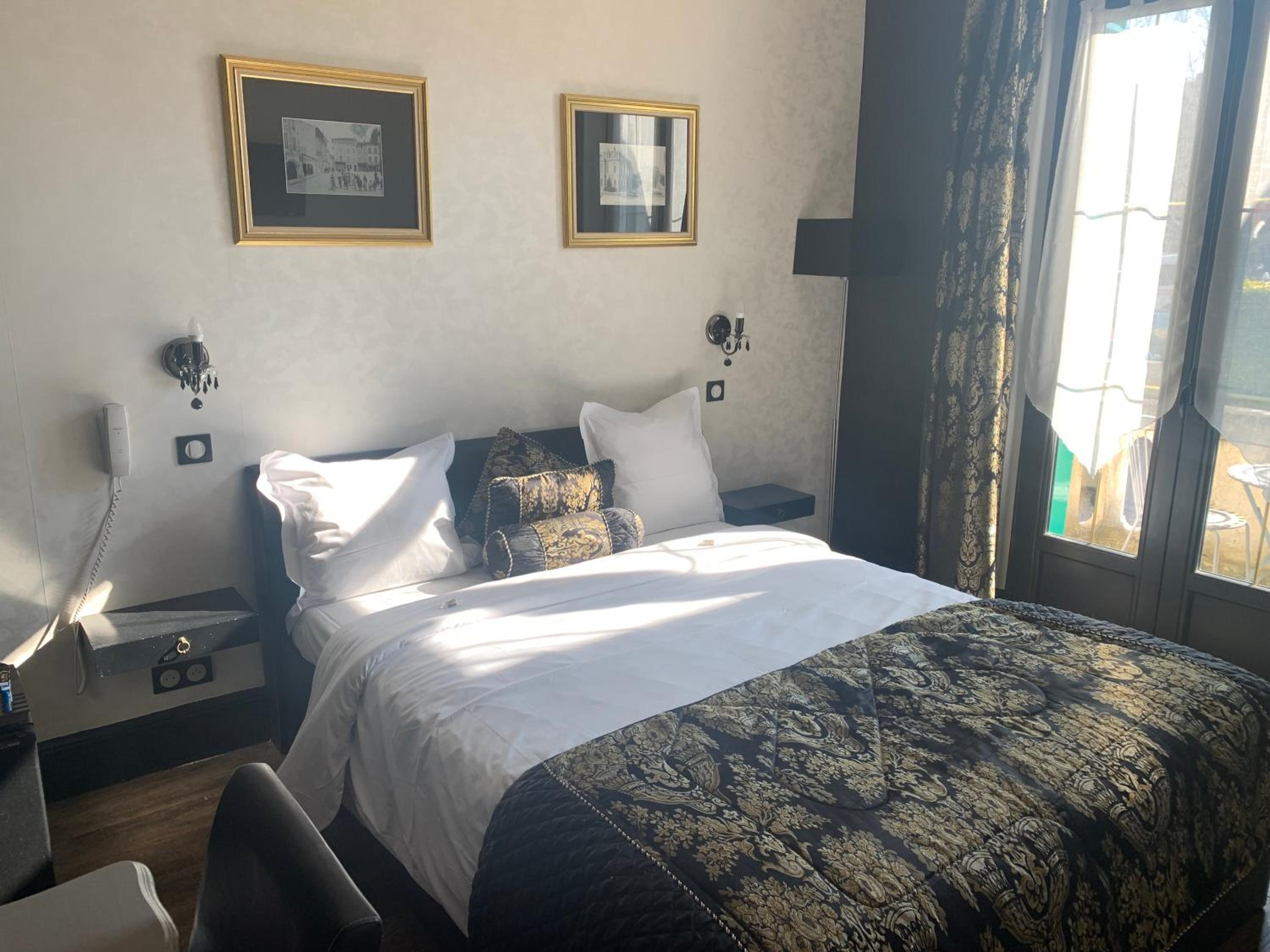 Double Room with Terrace photo 3