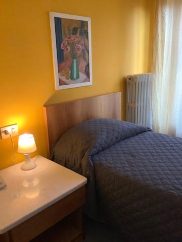 Single Room with Balcony photo 2