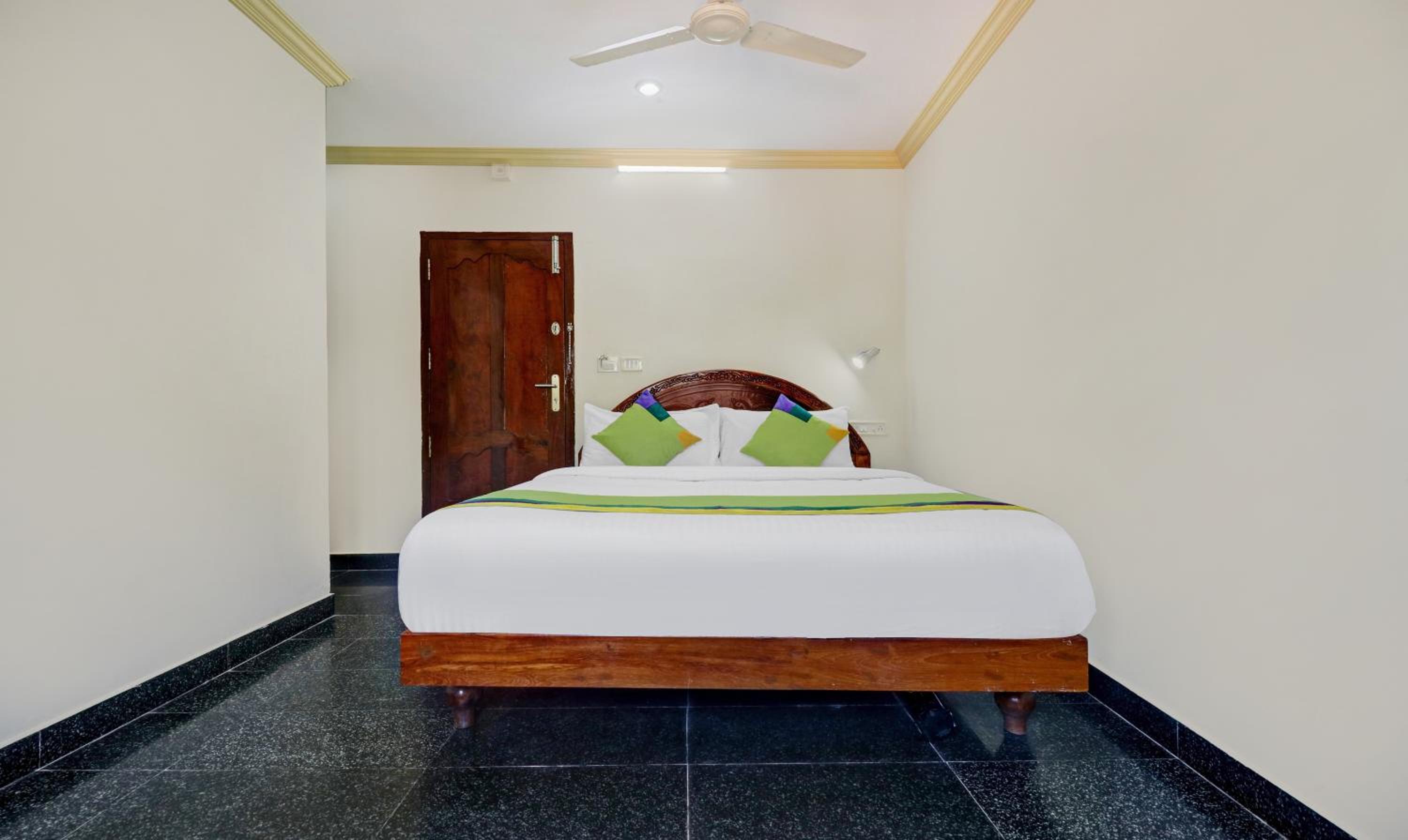 Standard Room photo 1