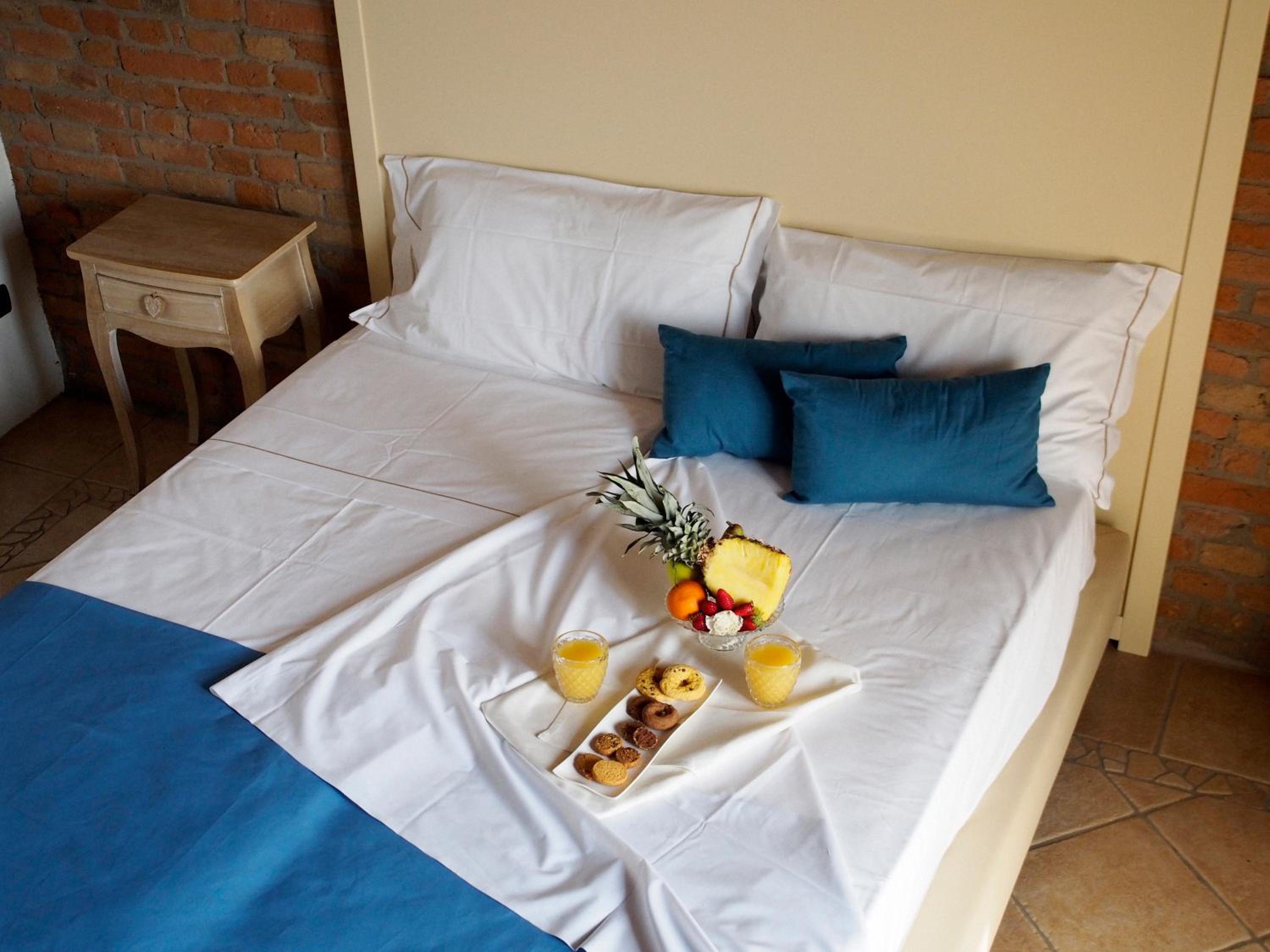 Triple Room - Photo 1