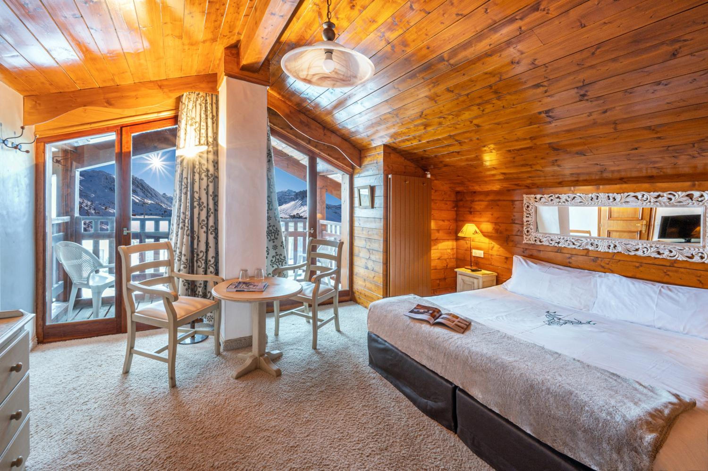 Suite Mezzanine photo 1