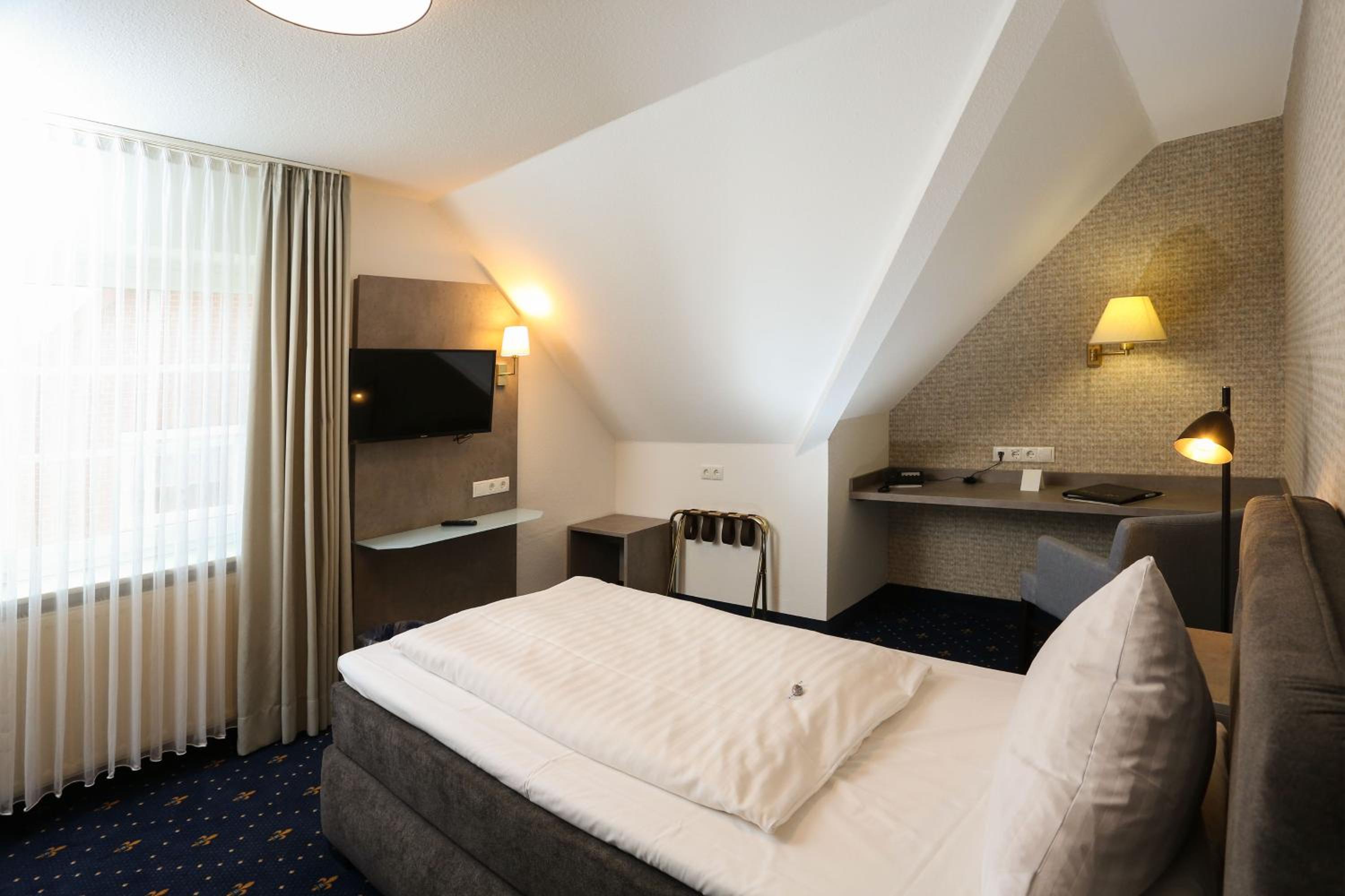 Single Room photo 1