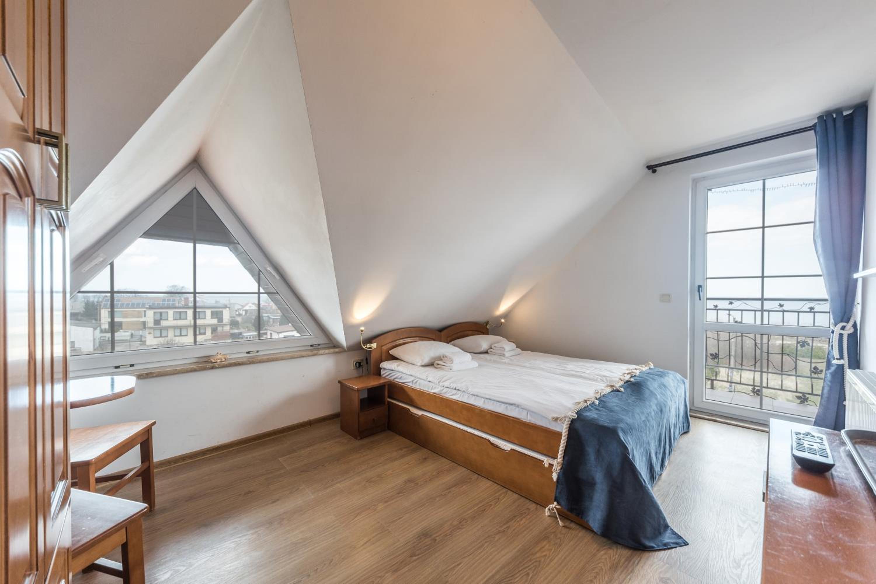 Double Room with Sea View - Photo 1
