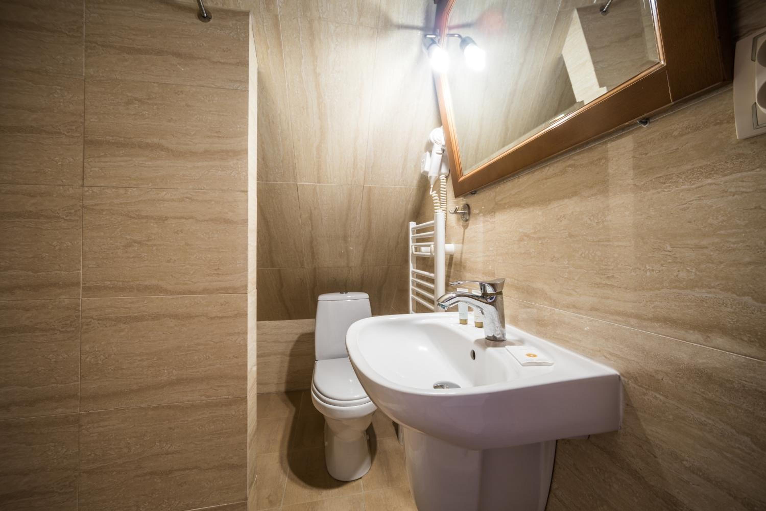 Double Room with Sea View - Photo 3