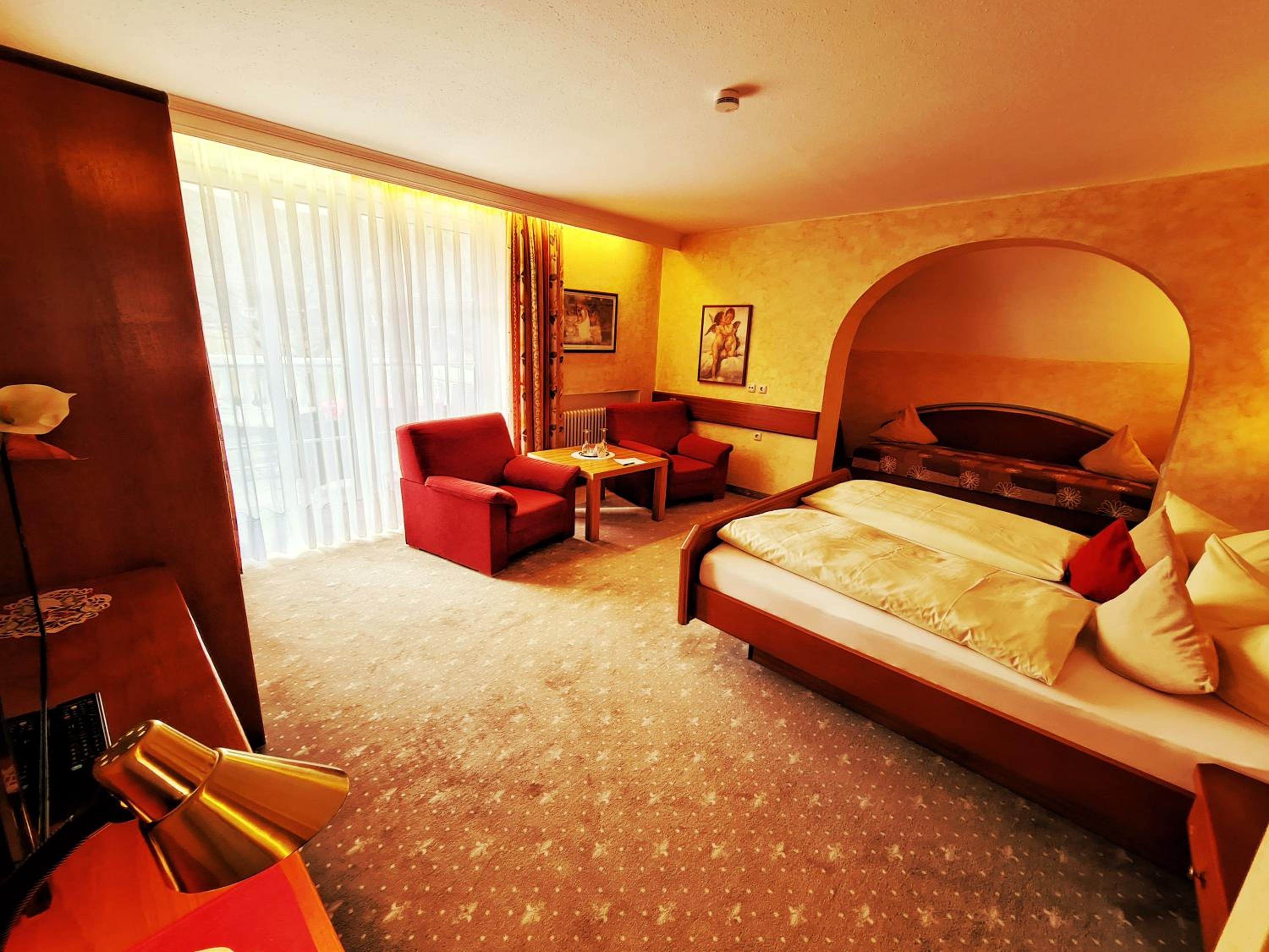 Deluxe Double Room with Park View photo 1