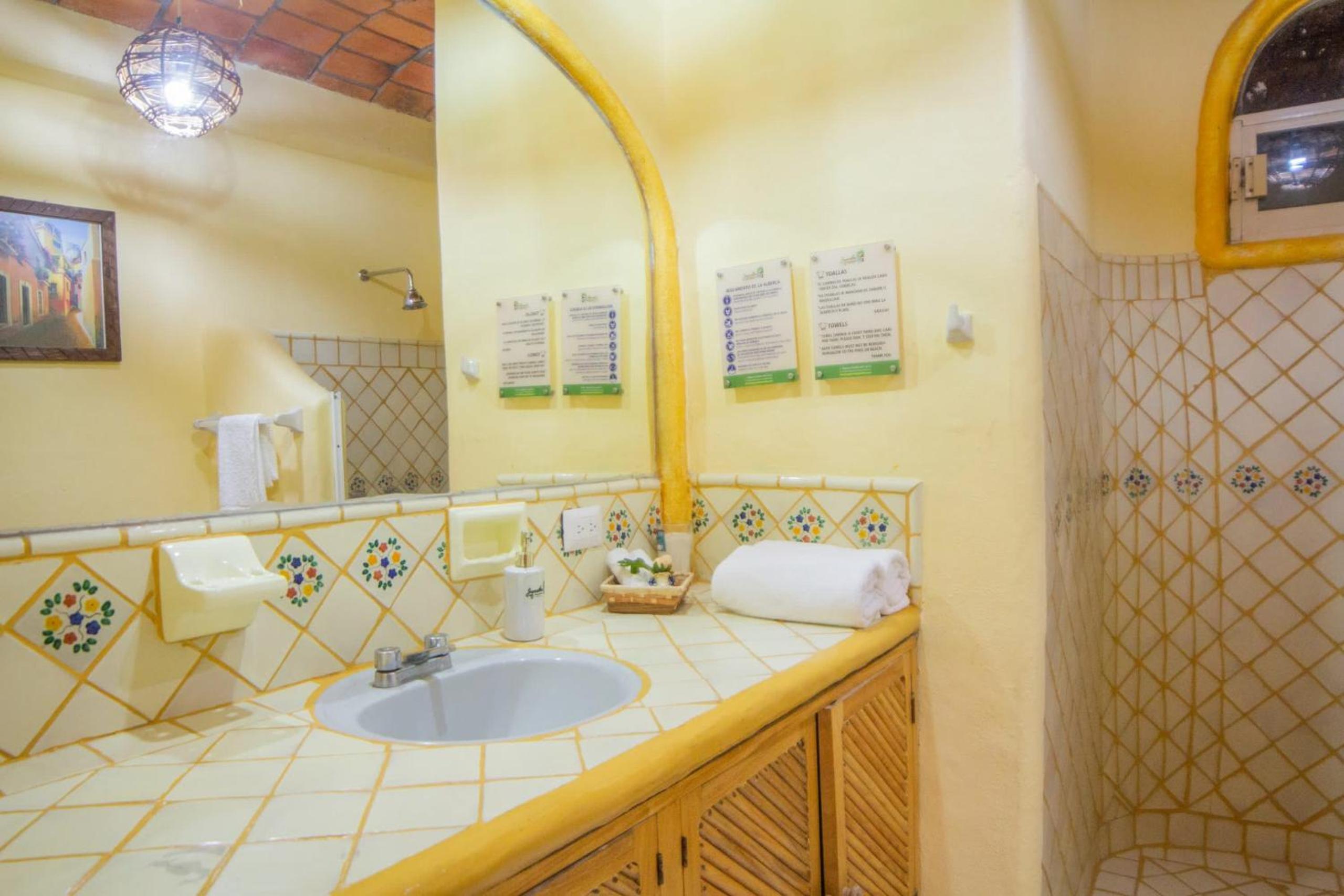 Standard Bungalow - Photo 5