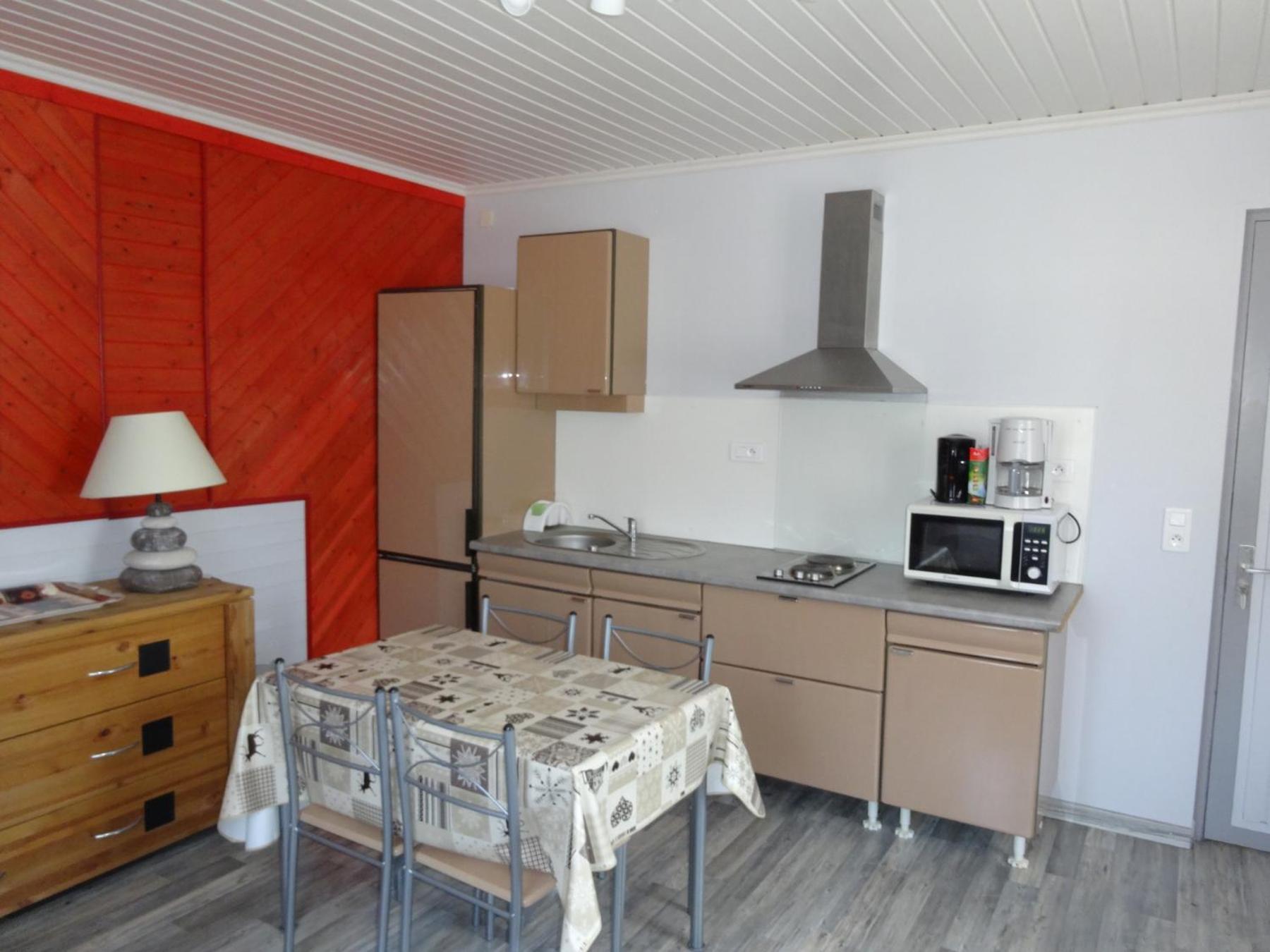 Apartment with Mountain View photo 3