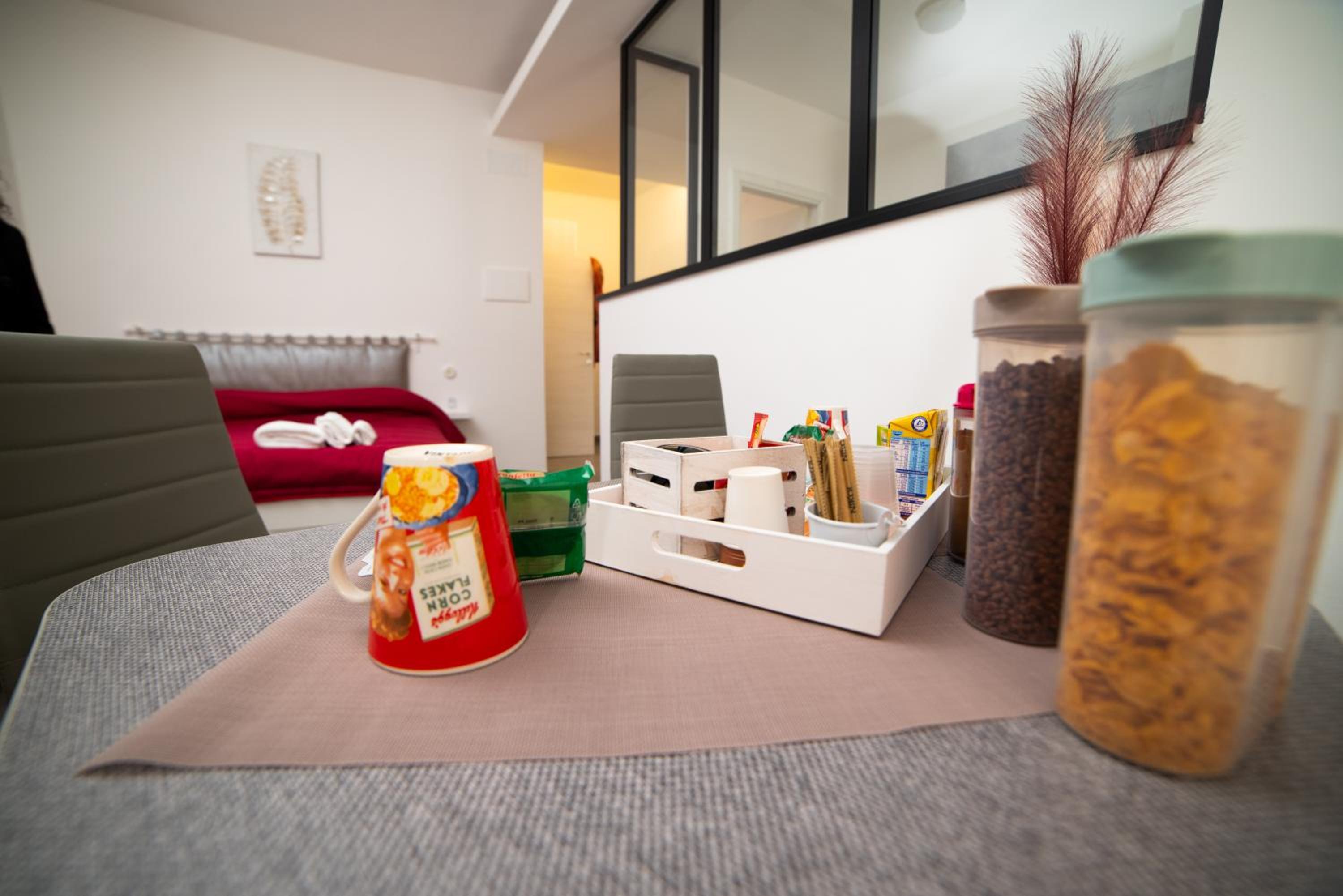One-Bedroom House - Photo 20