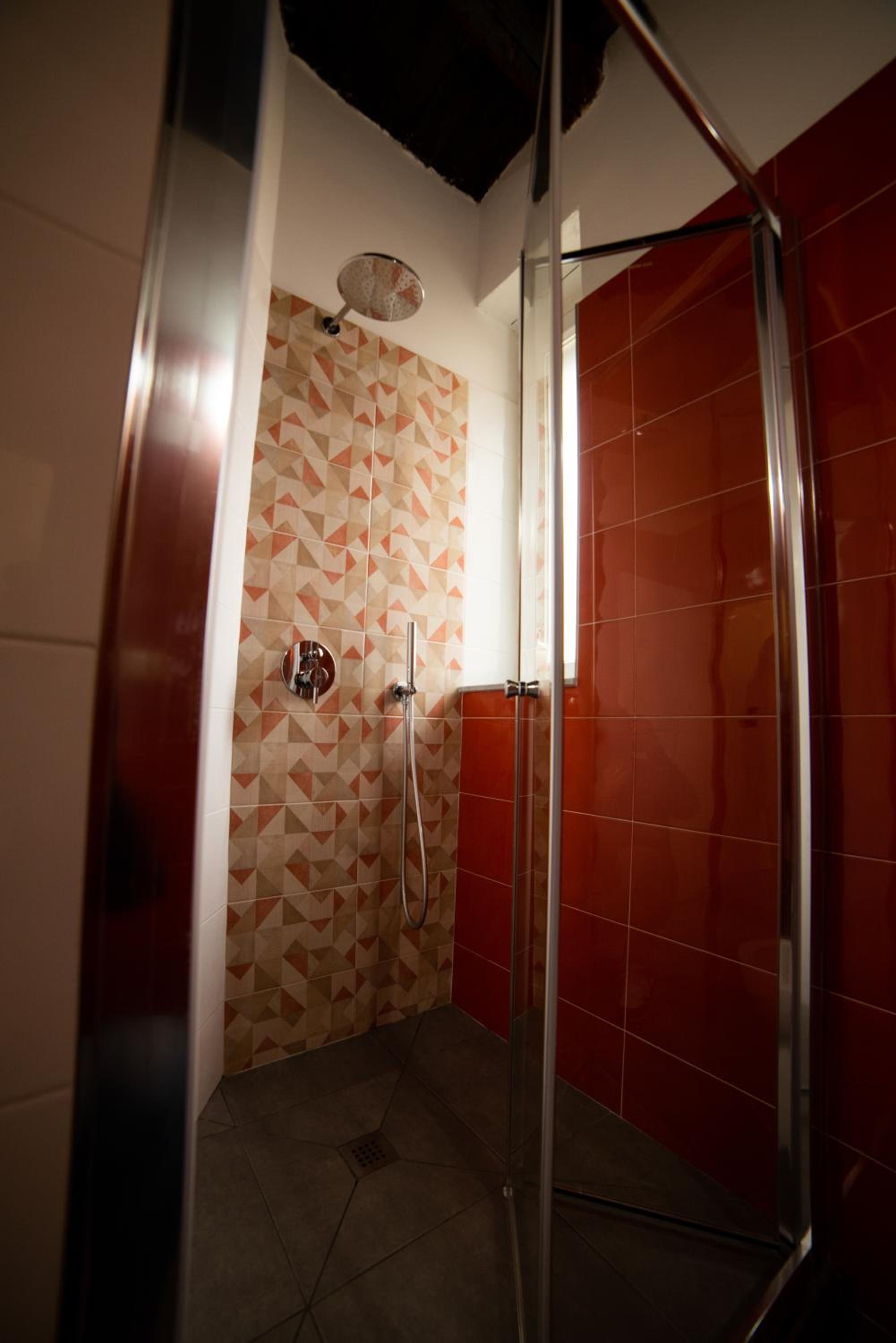 One-Bedroom House - Photo 3
