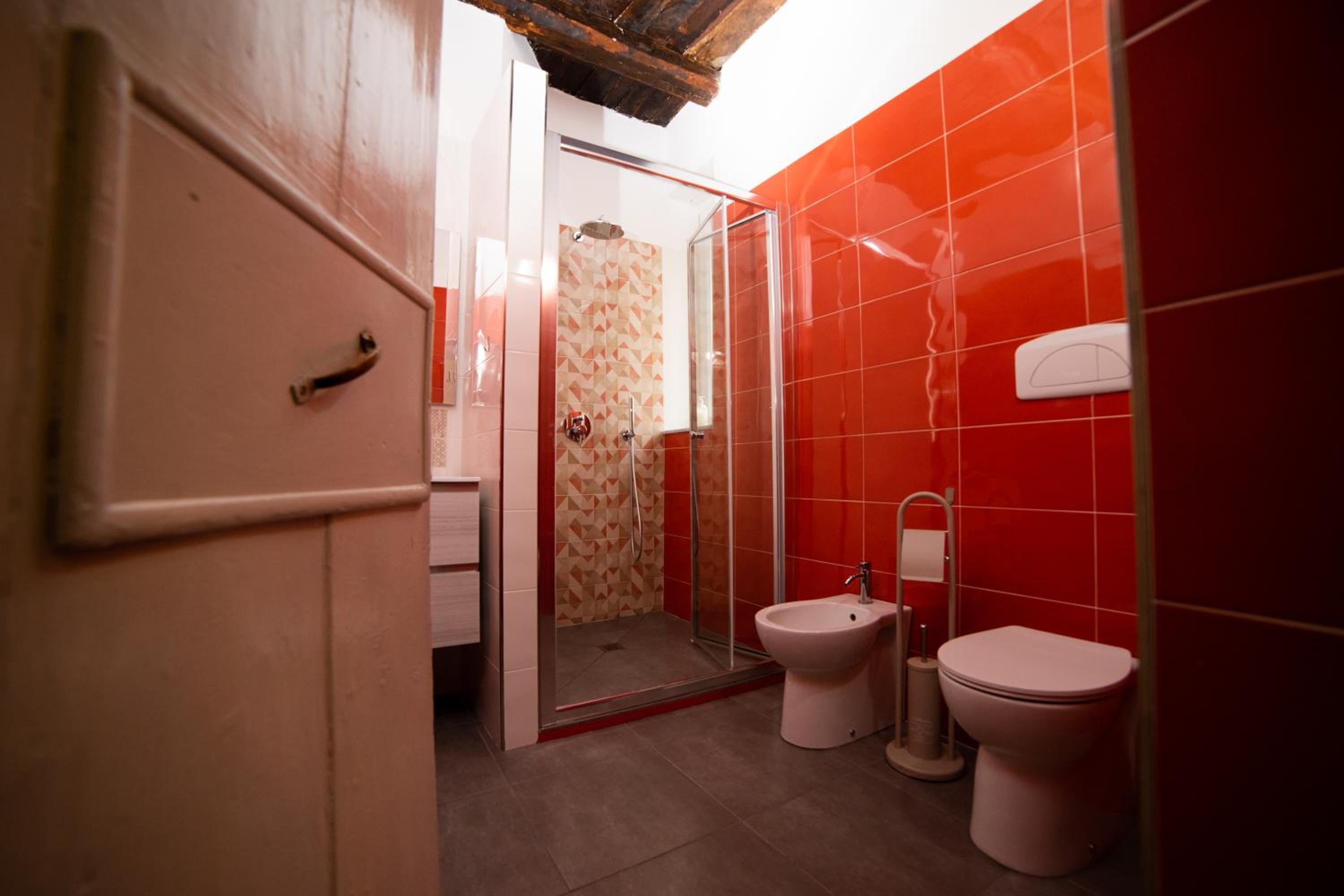 One-Bedroom House - Photo 29