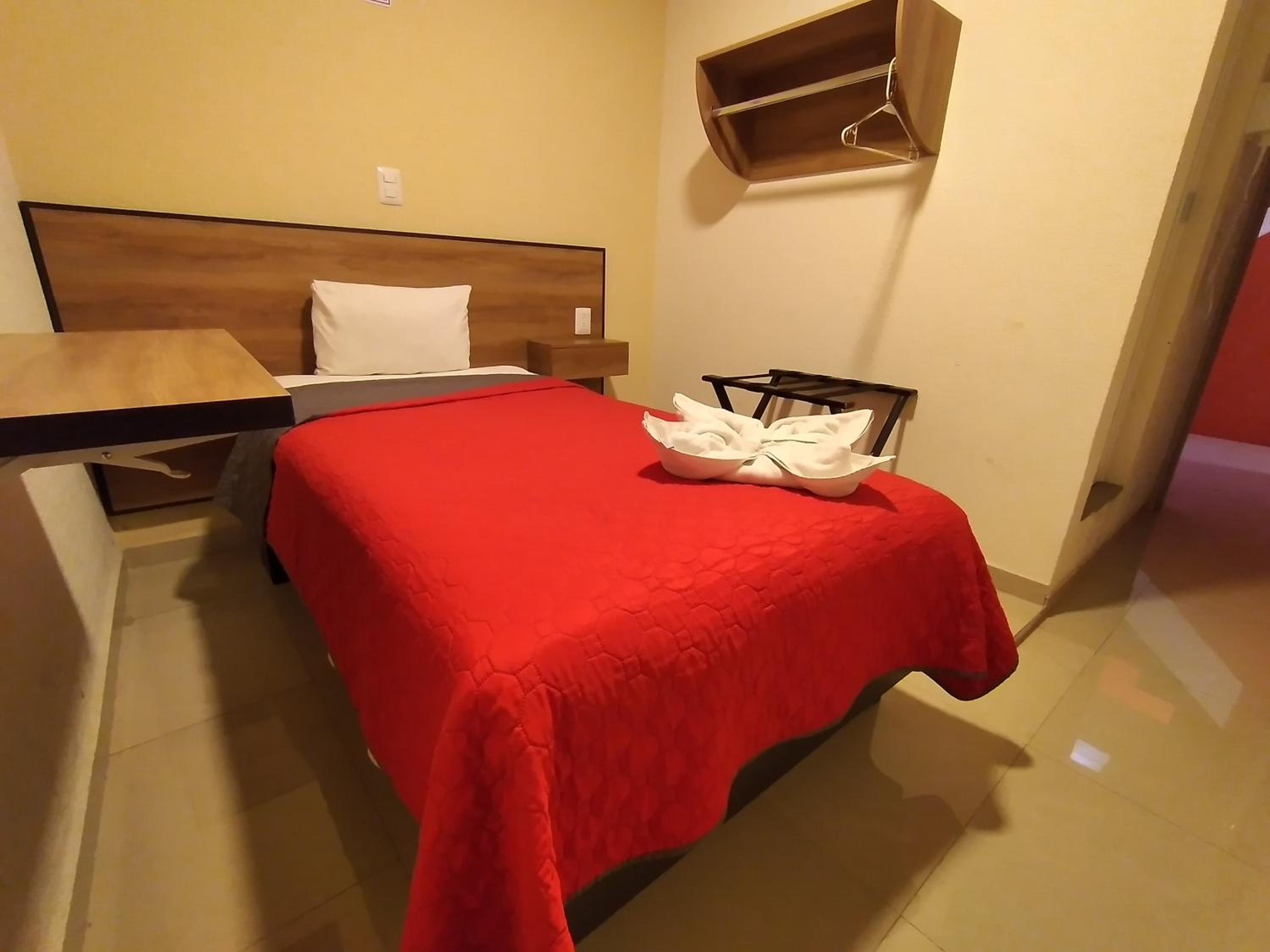 Single Room photo 3