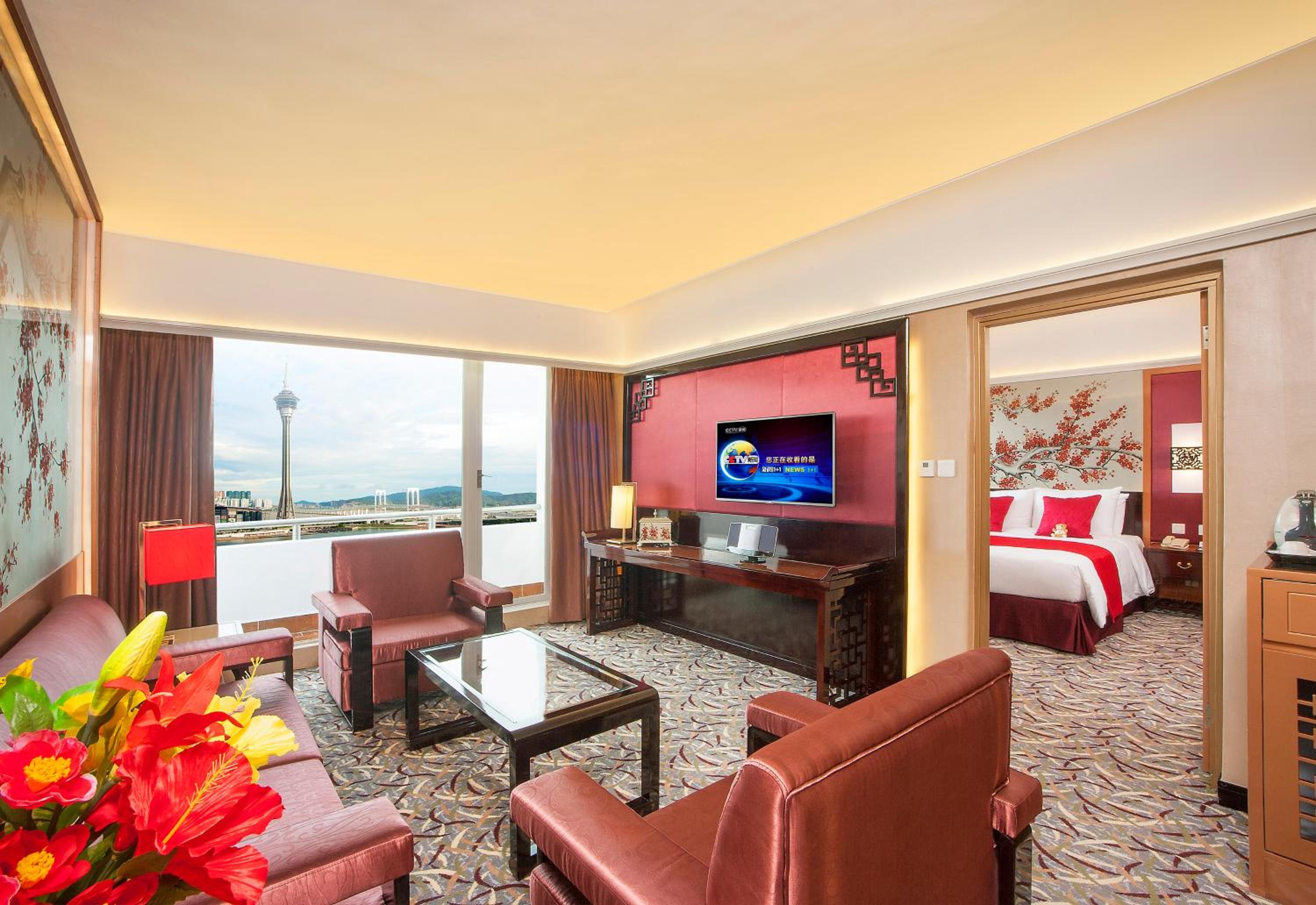 Harbor View Suite - Photo 4
