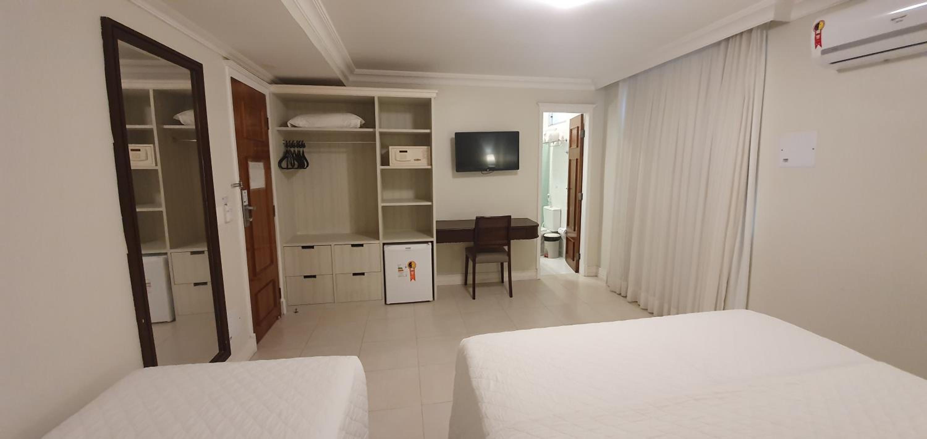 Standard Triple Room - Photo 1