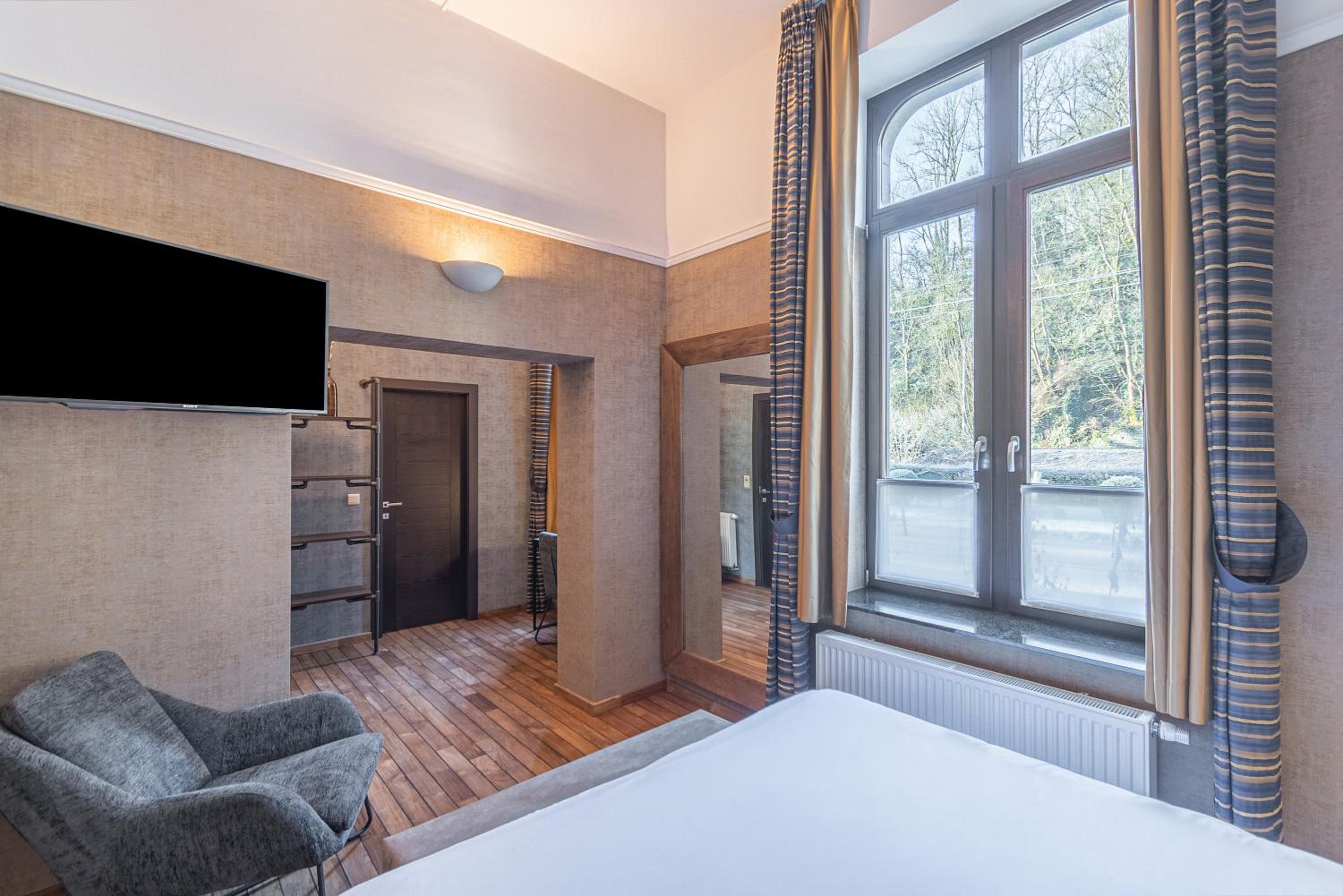 Superior Double or Twin Room photo 2