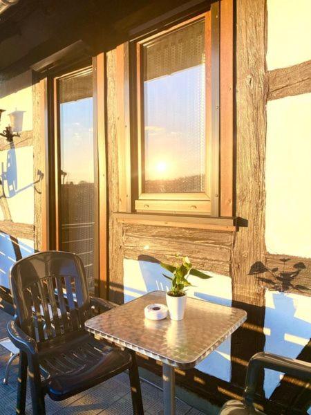 Deluxe Double Room with Balcony - Photo 5