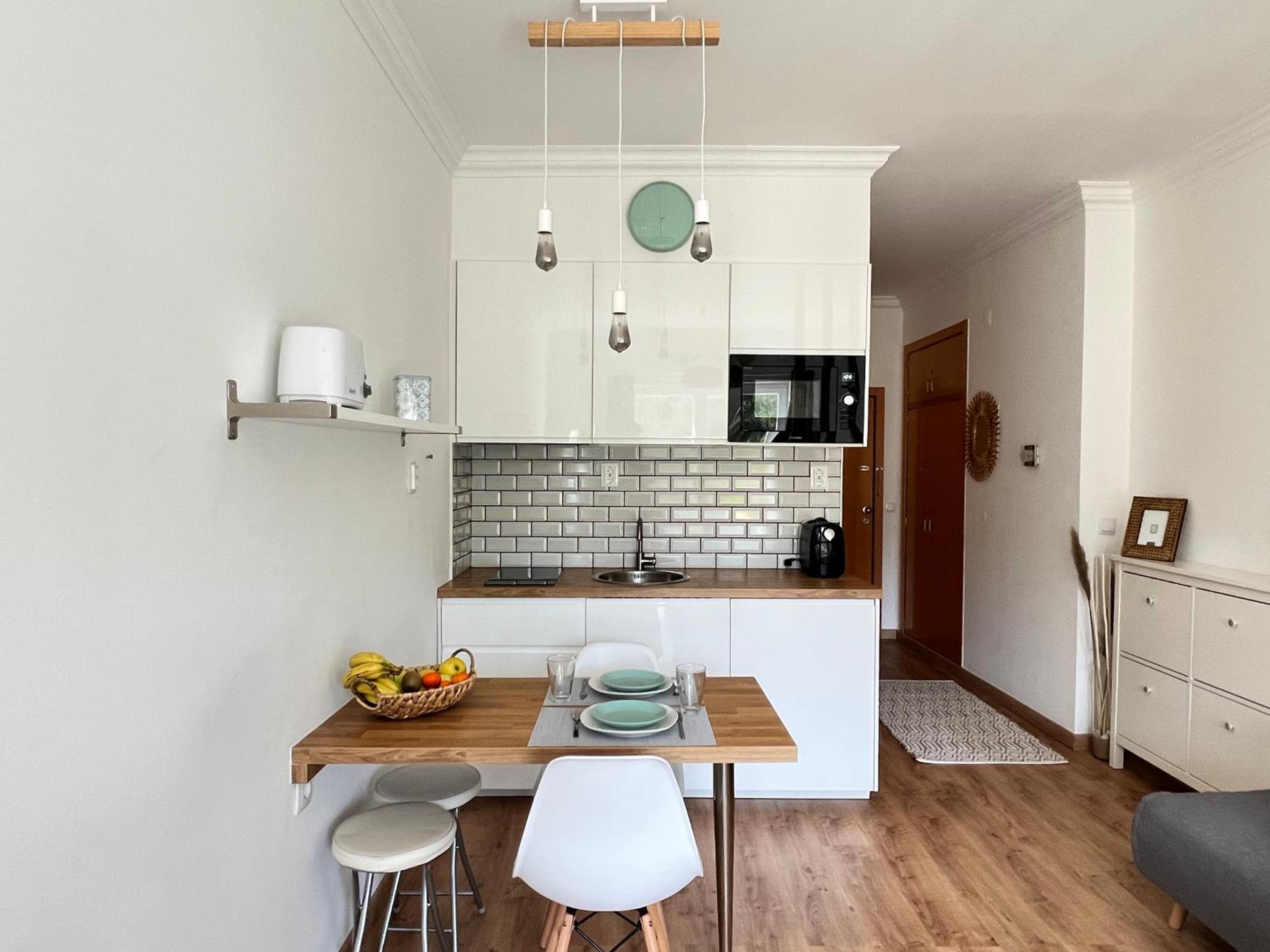 Studio Apartment - Photo 24