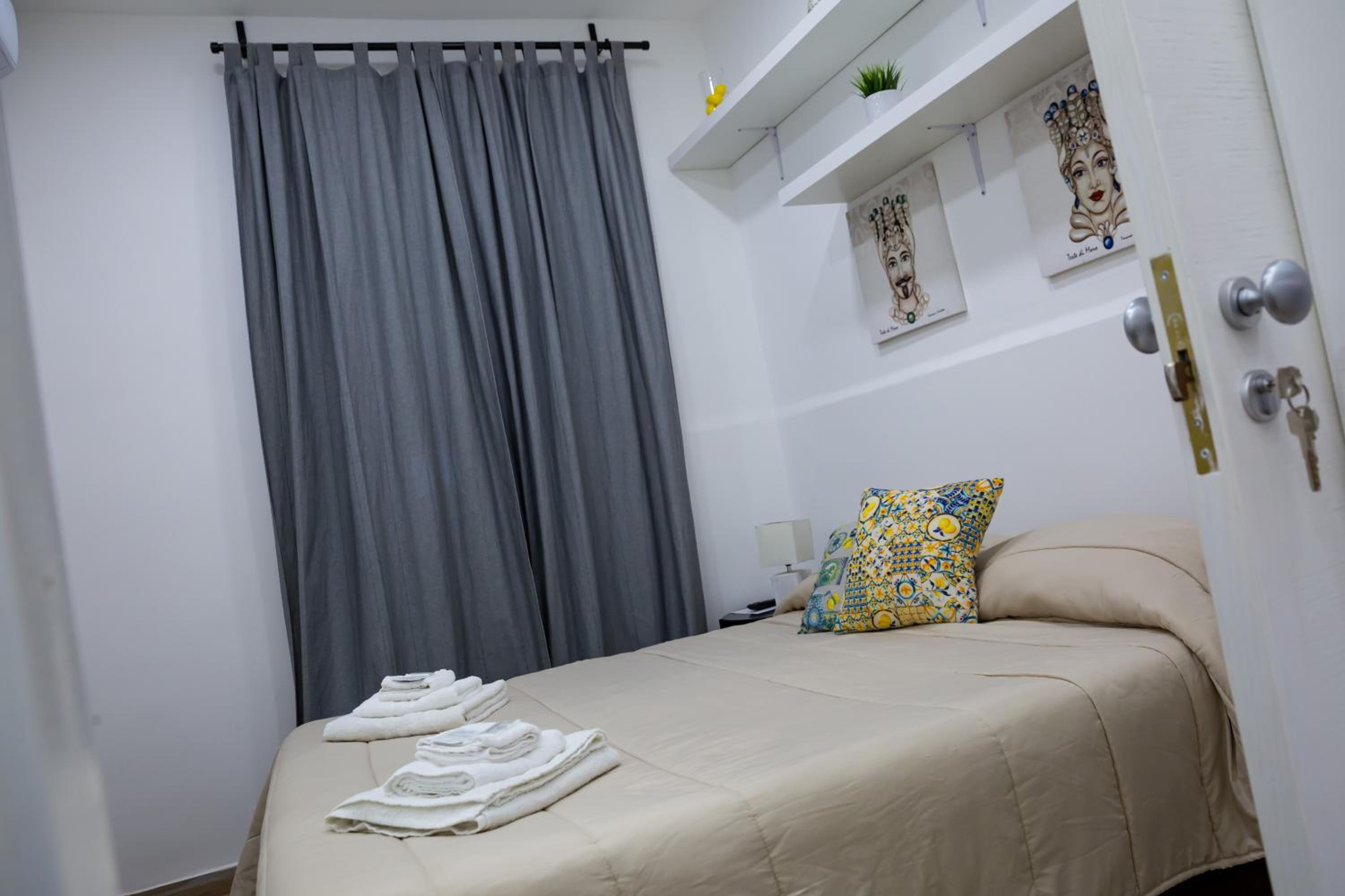Standard King Room