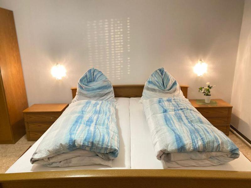 Double Room with Private Bathroom - Photo 1