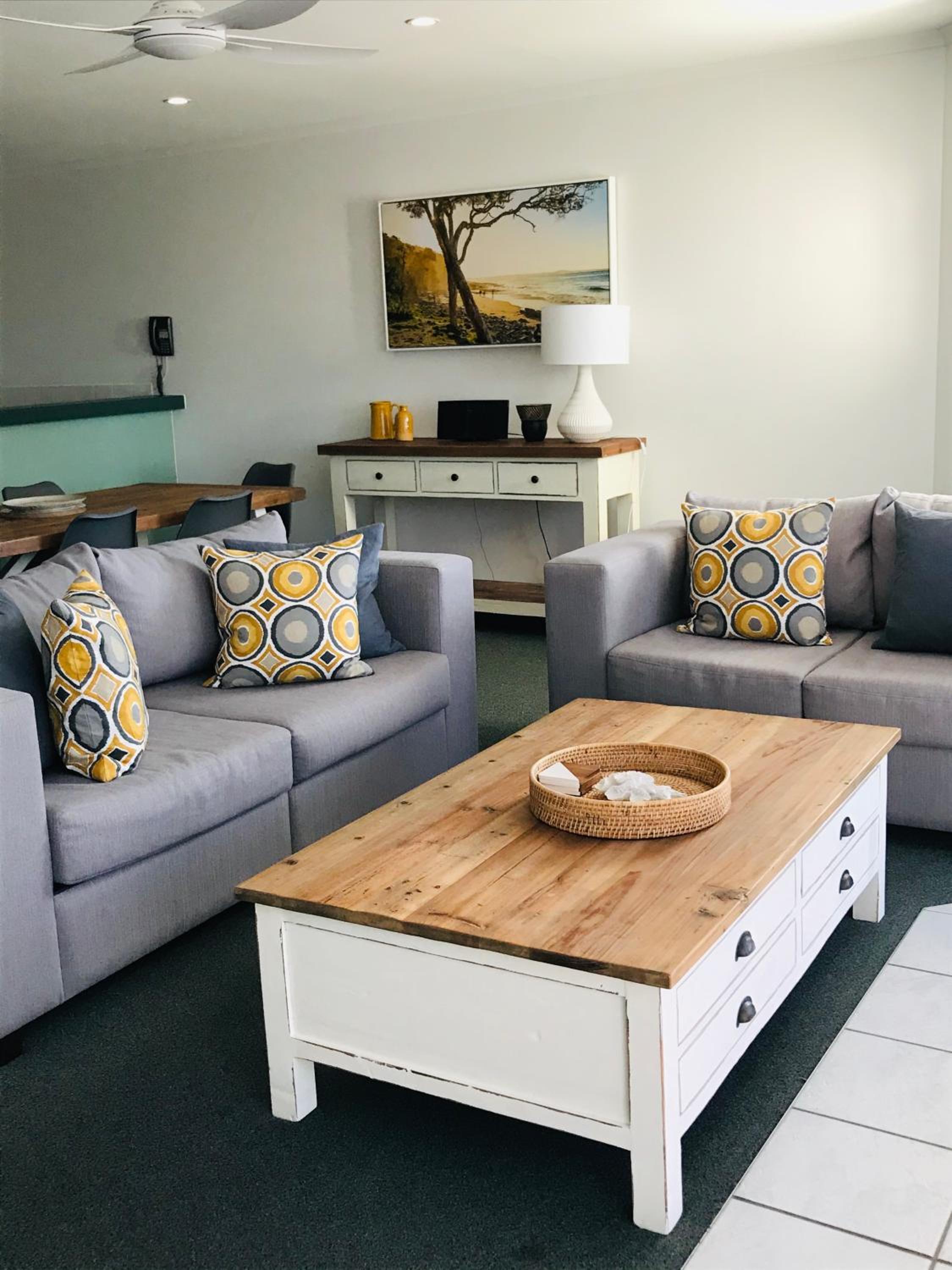 One-Bedroom Apartment with River View photo 2