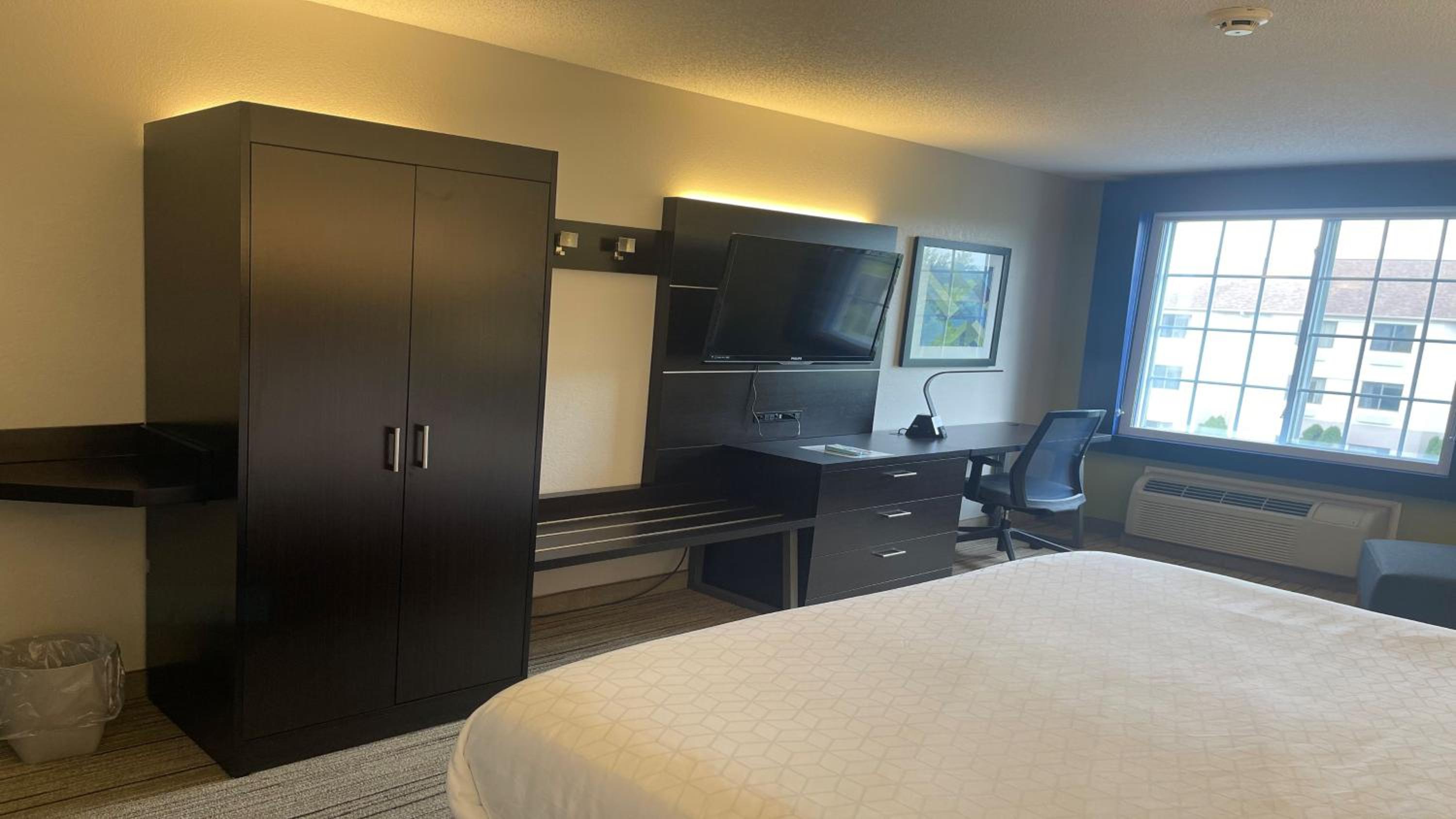 Standard King Room - Photo 1