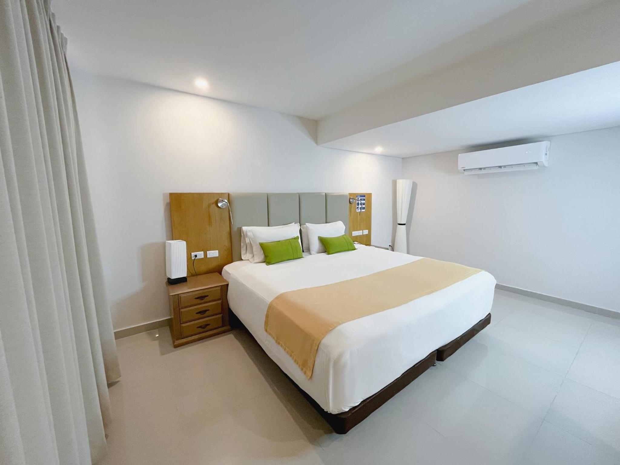 Double Room - Photo 3