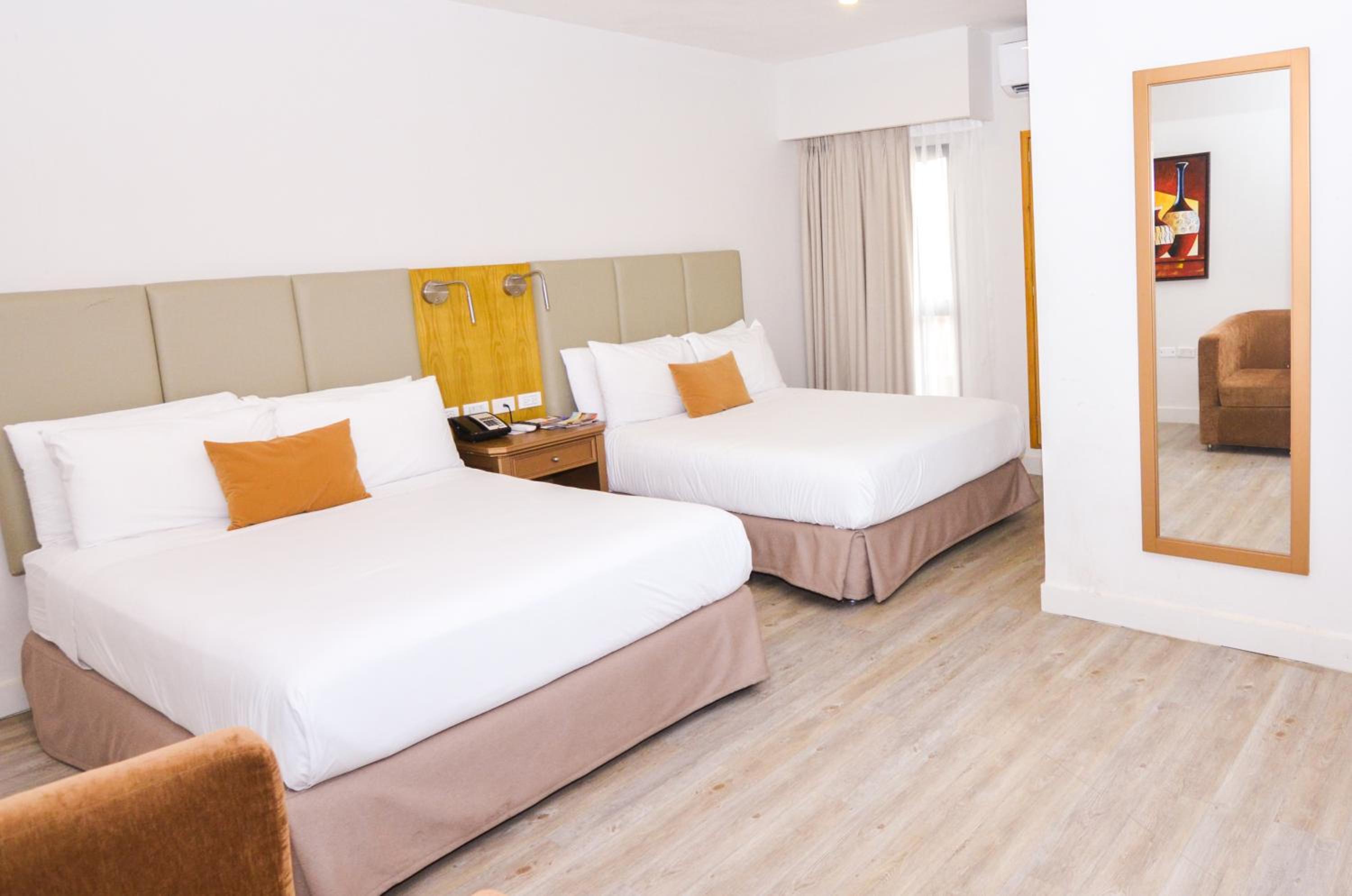 Deluxe Double or Twin Room photo 3