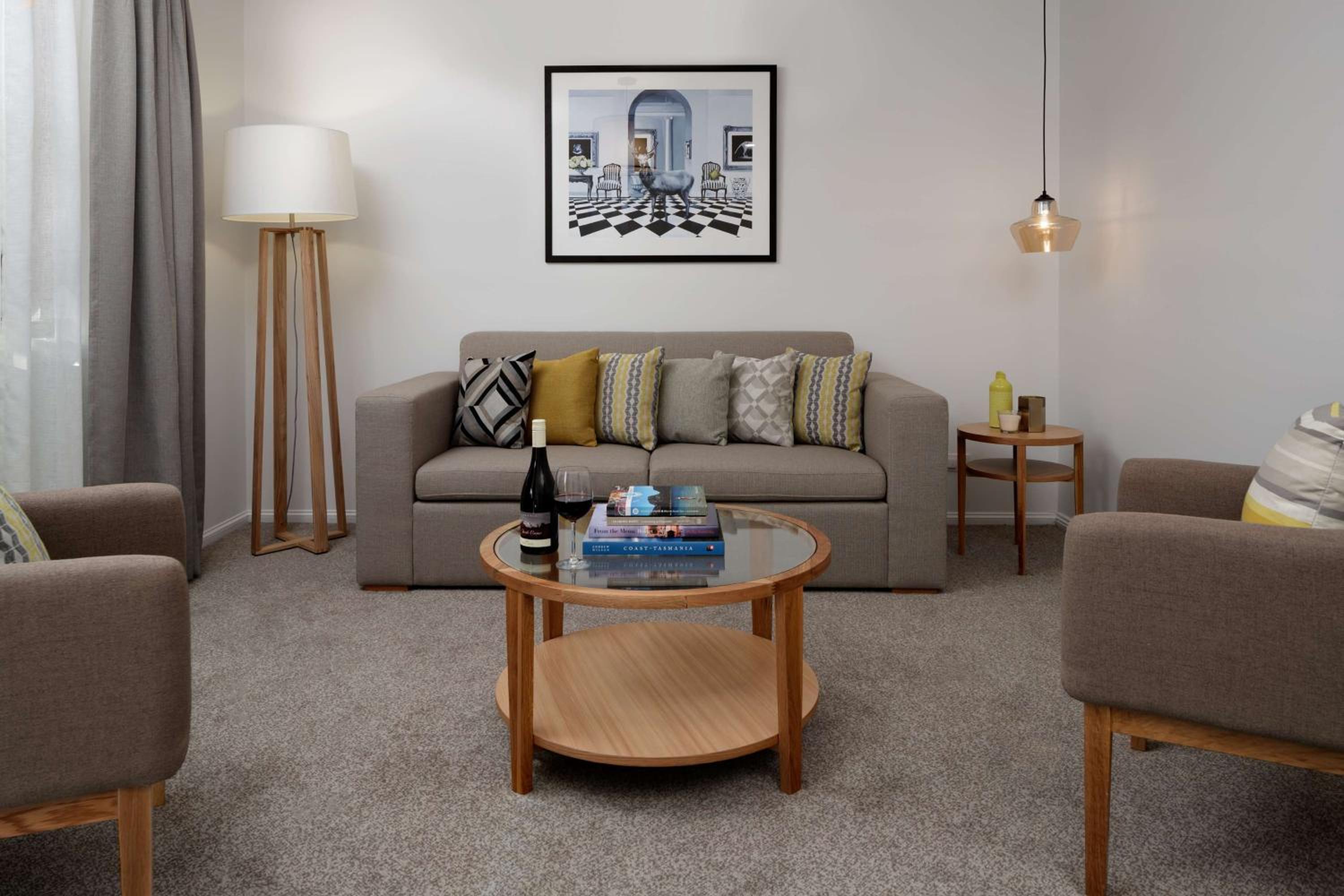 Superior King Room - Photo 3
