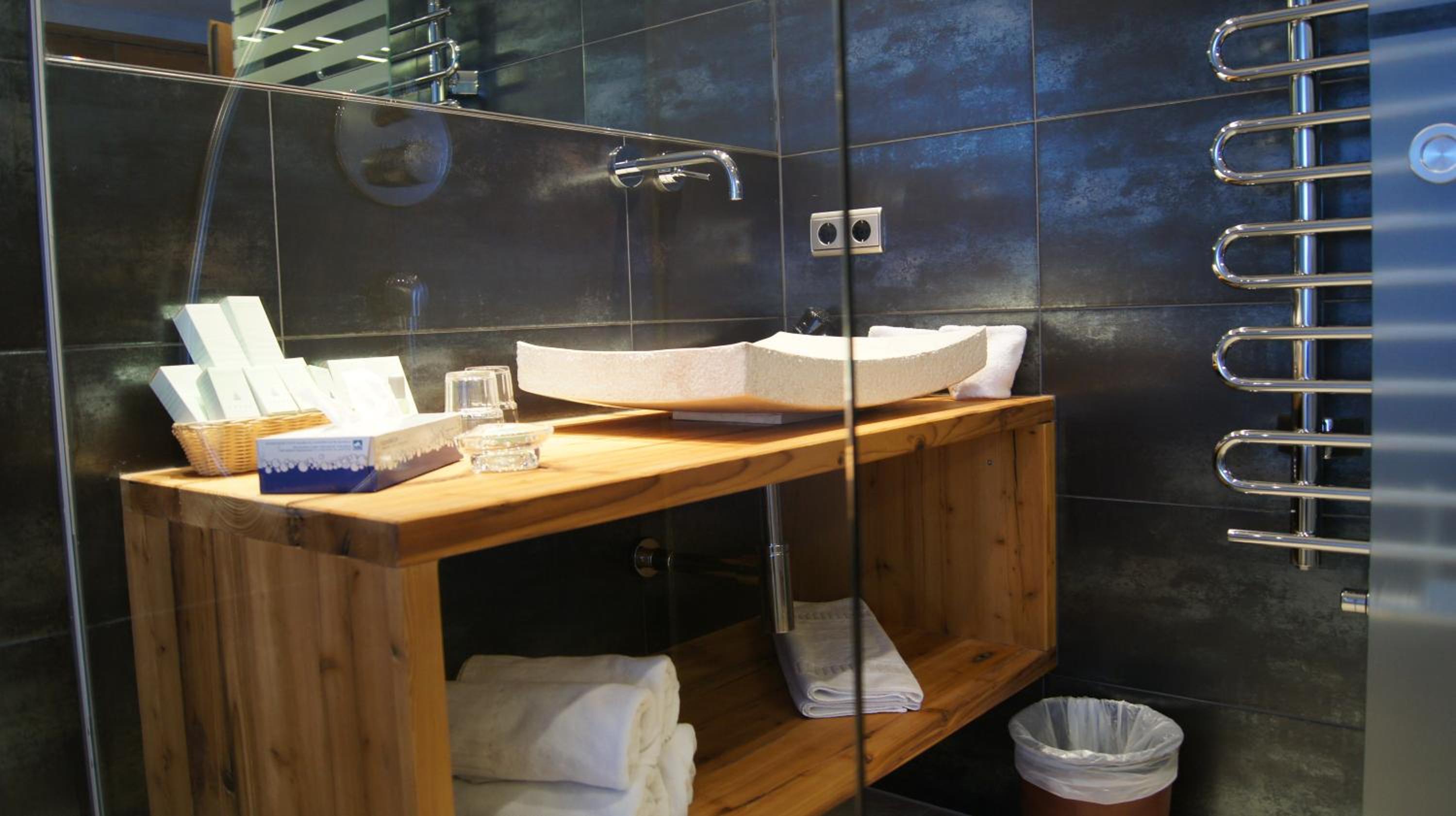Double Room - Photo 14