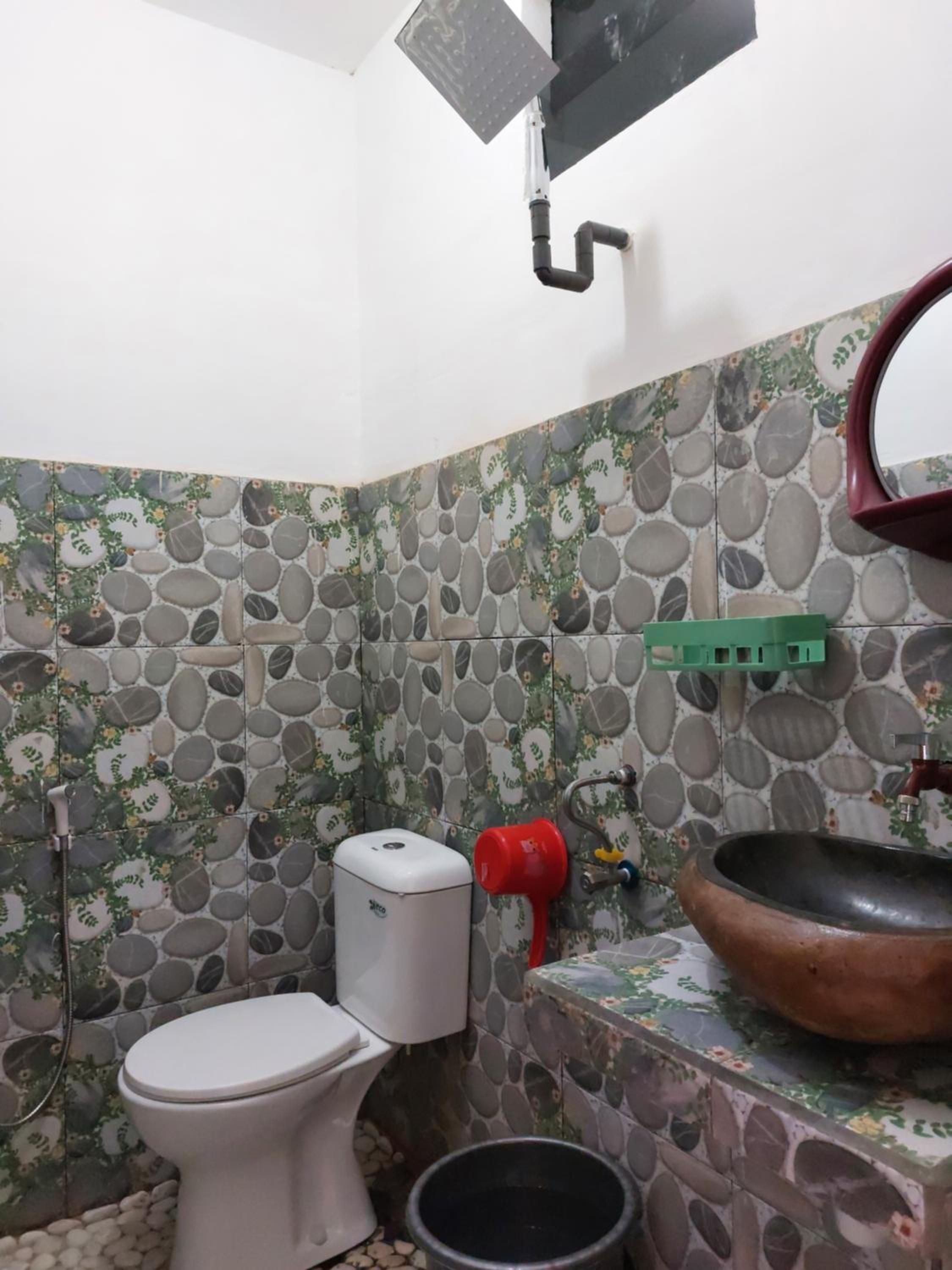 Deluxe Double Room with Balcony - Photo 8