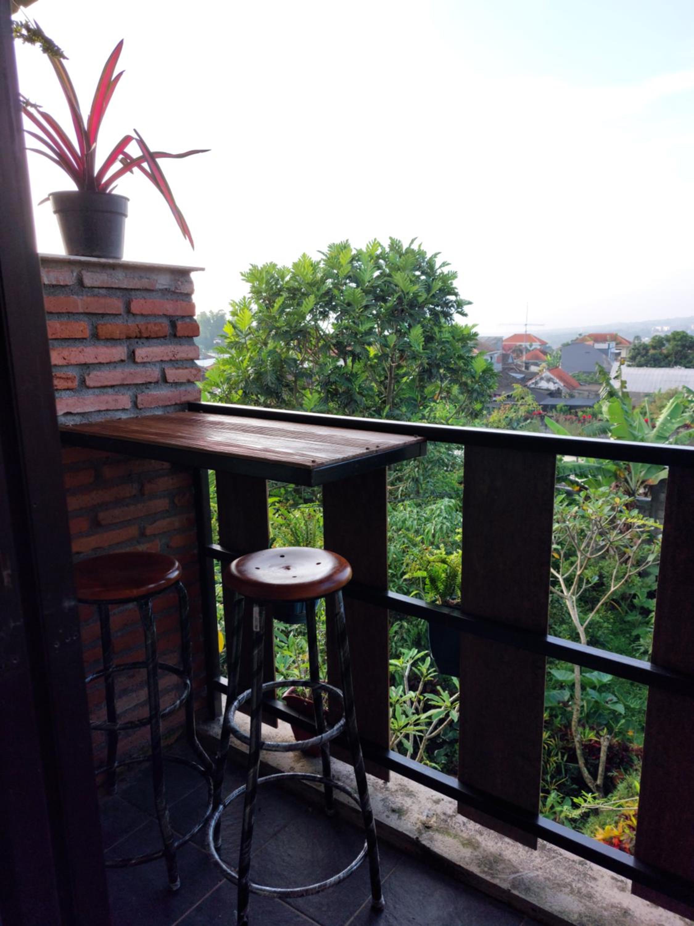 Deluxe Double Room with Balcony - Photo 7