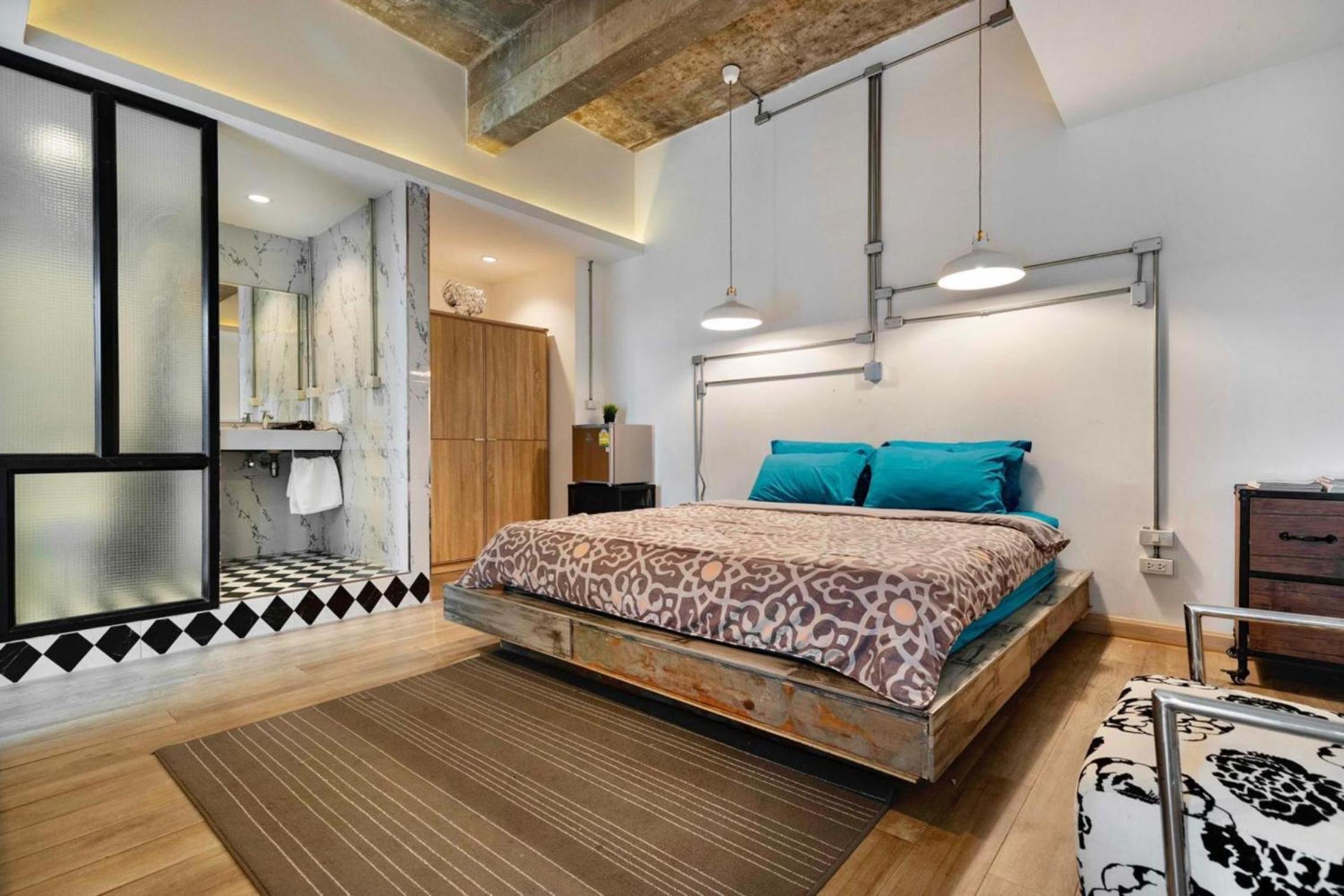Double Room suite with Private Bathroom photo 1