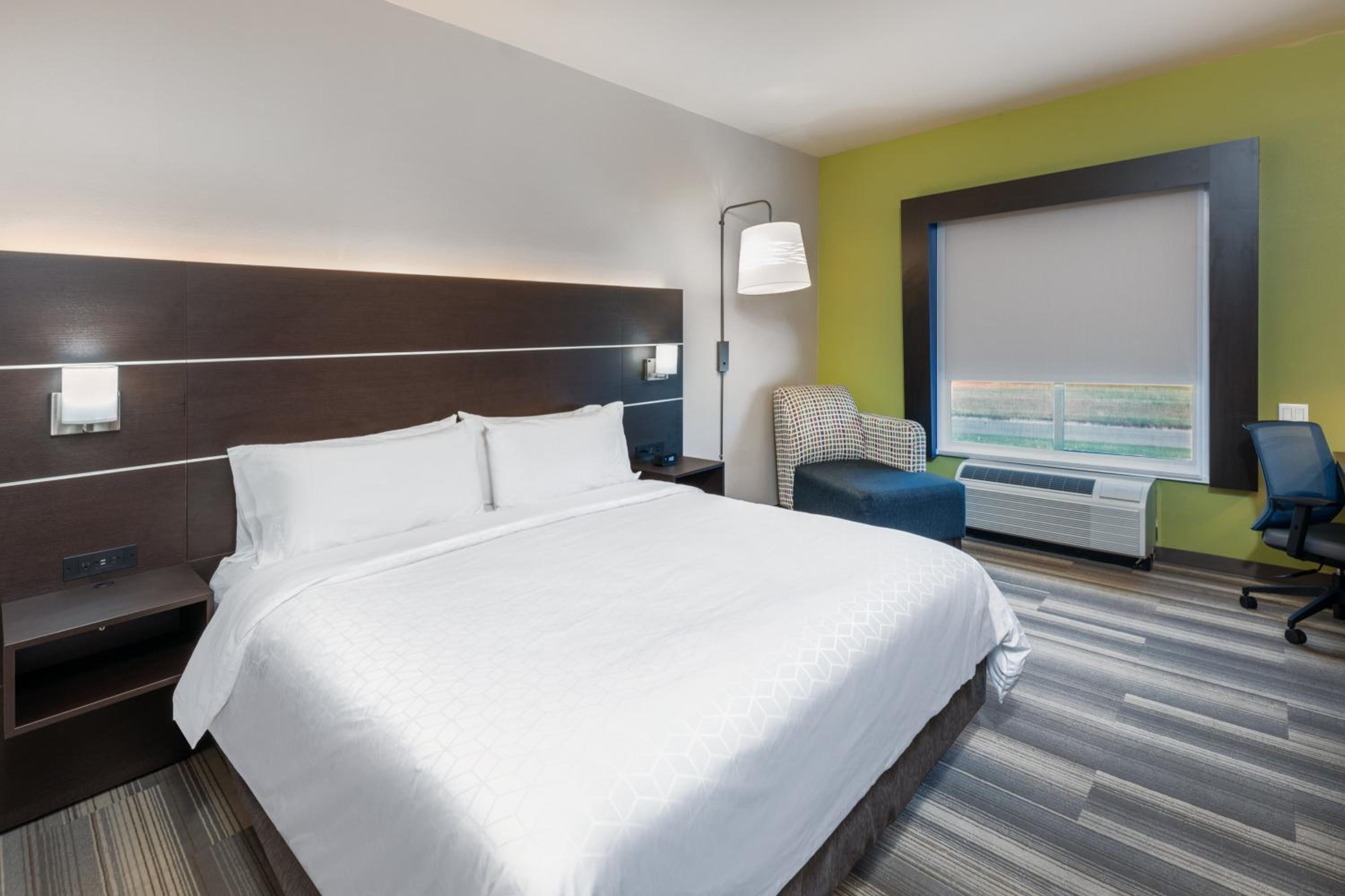 Standard Room - Photo 1