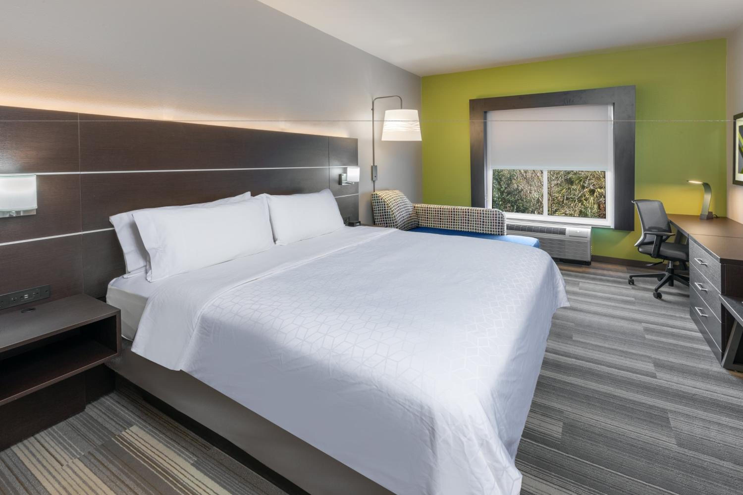 Standard King Room with Extra Space