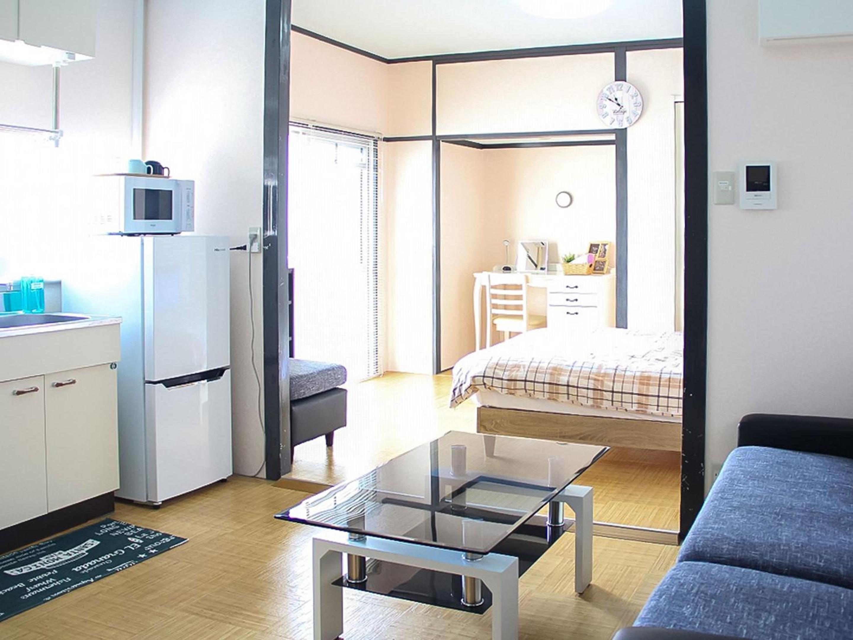 One-Bedroom Apartment - Photo 6