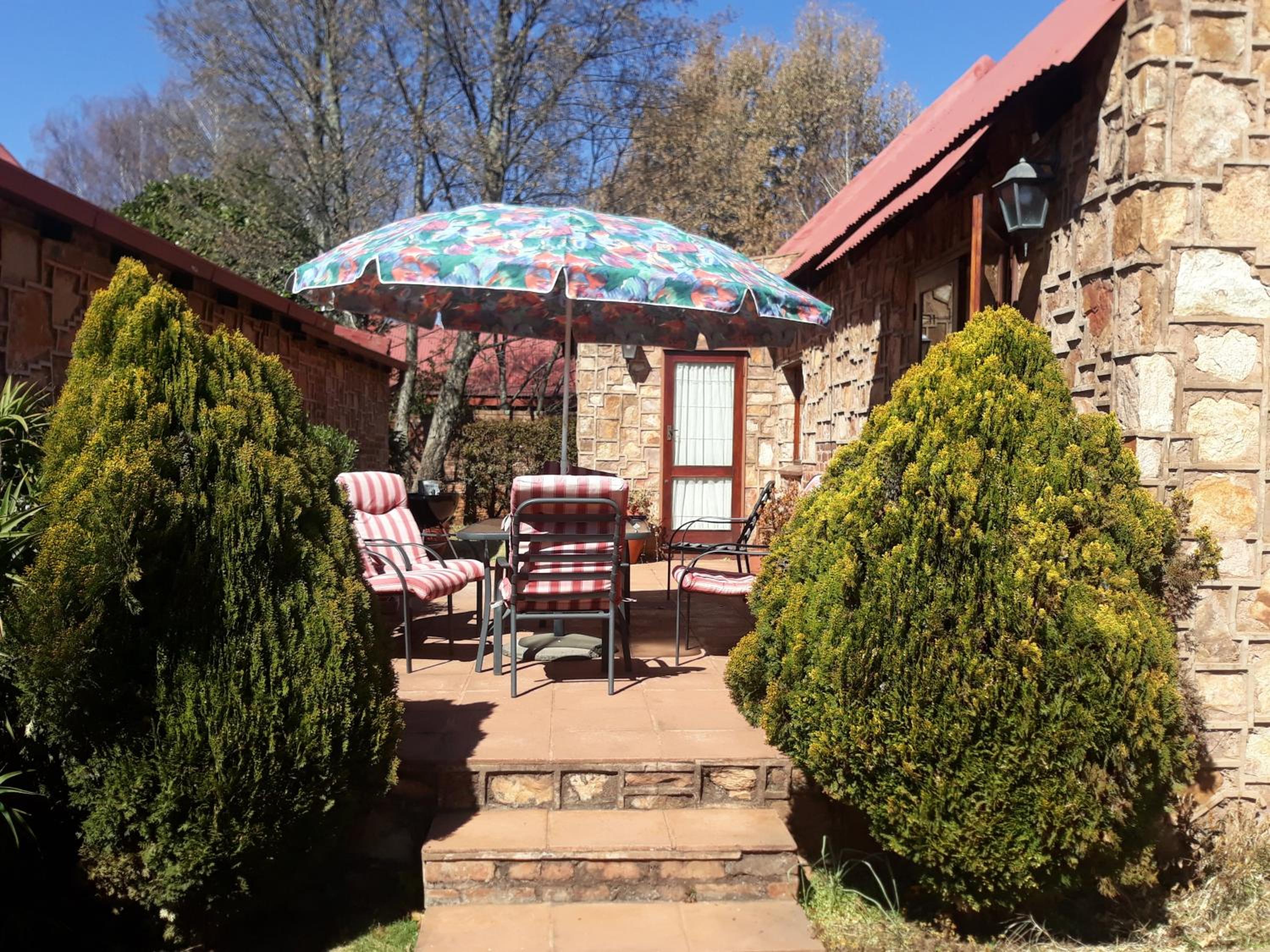 Three-Bedroom House - Photo 11