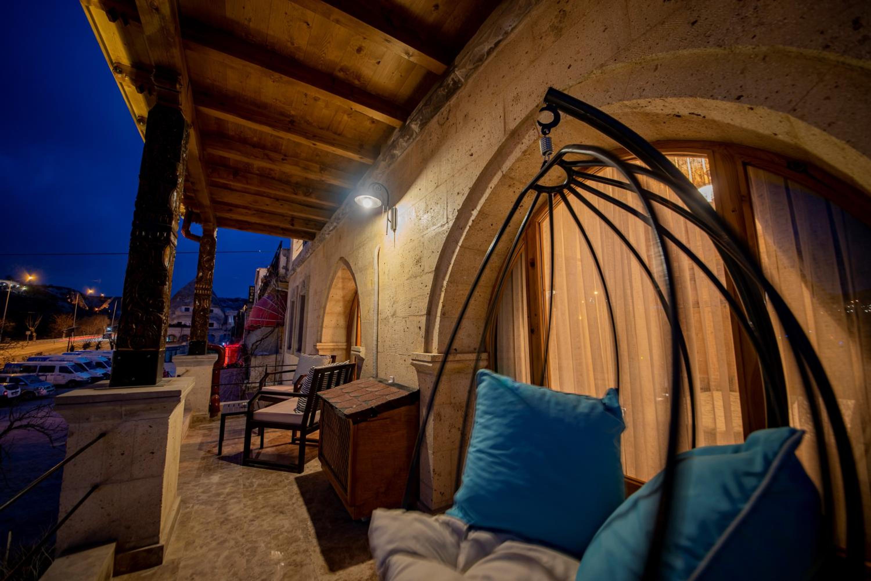 Stone Suite with Balcony - Photo 24