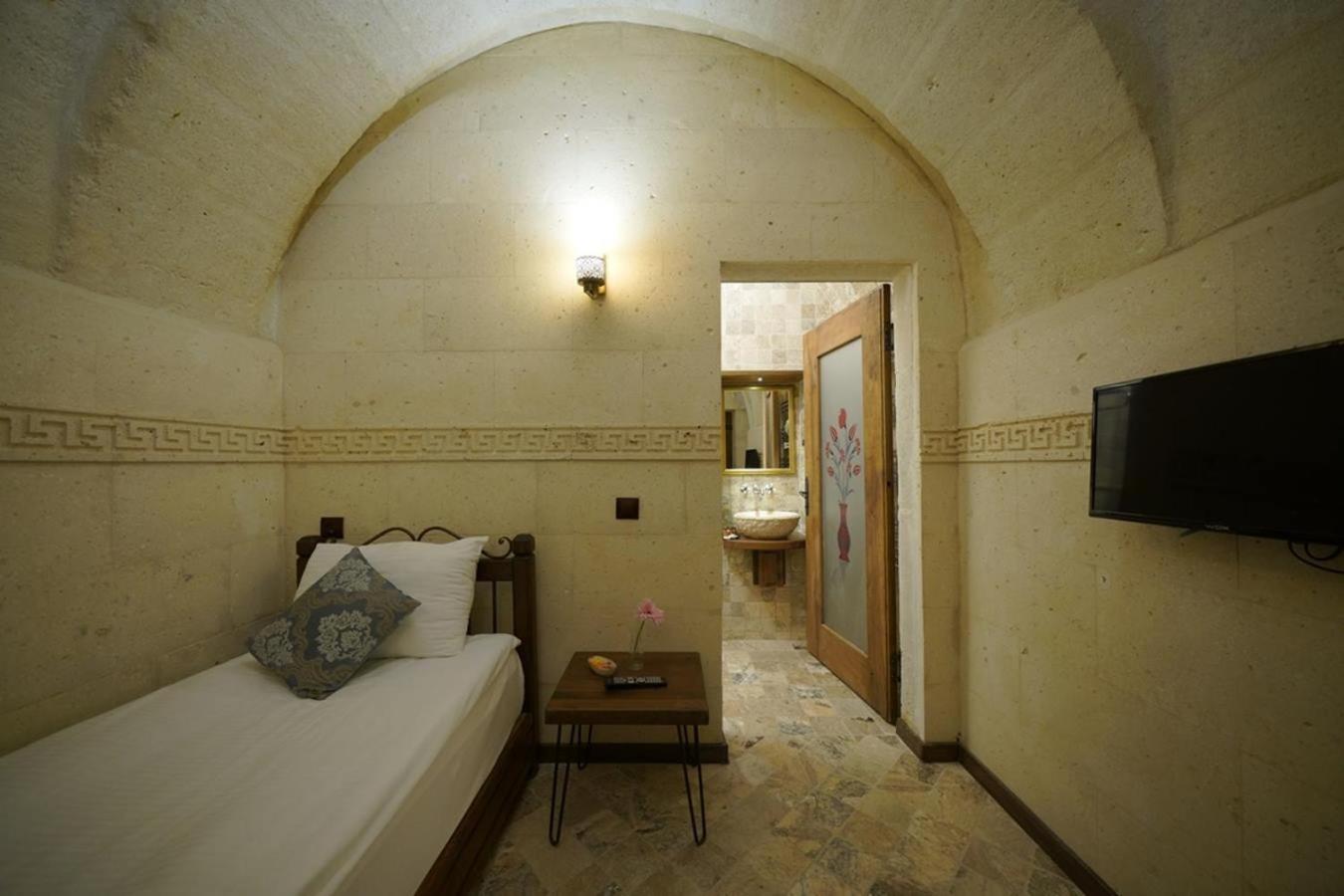 Deluxe Triple Room - Photo 6
