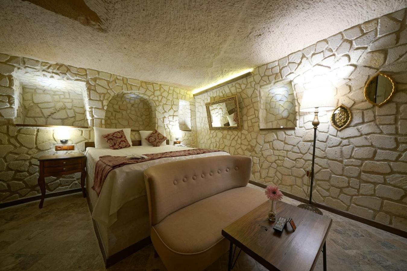Standard Cave Room - Photo 1