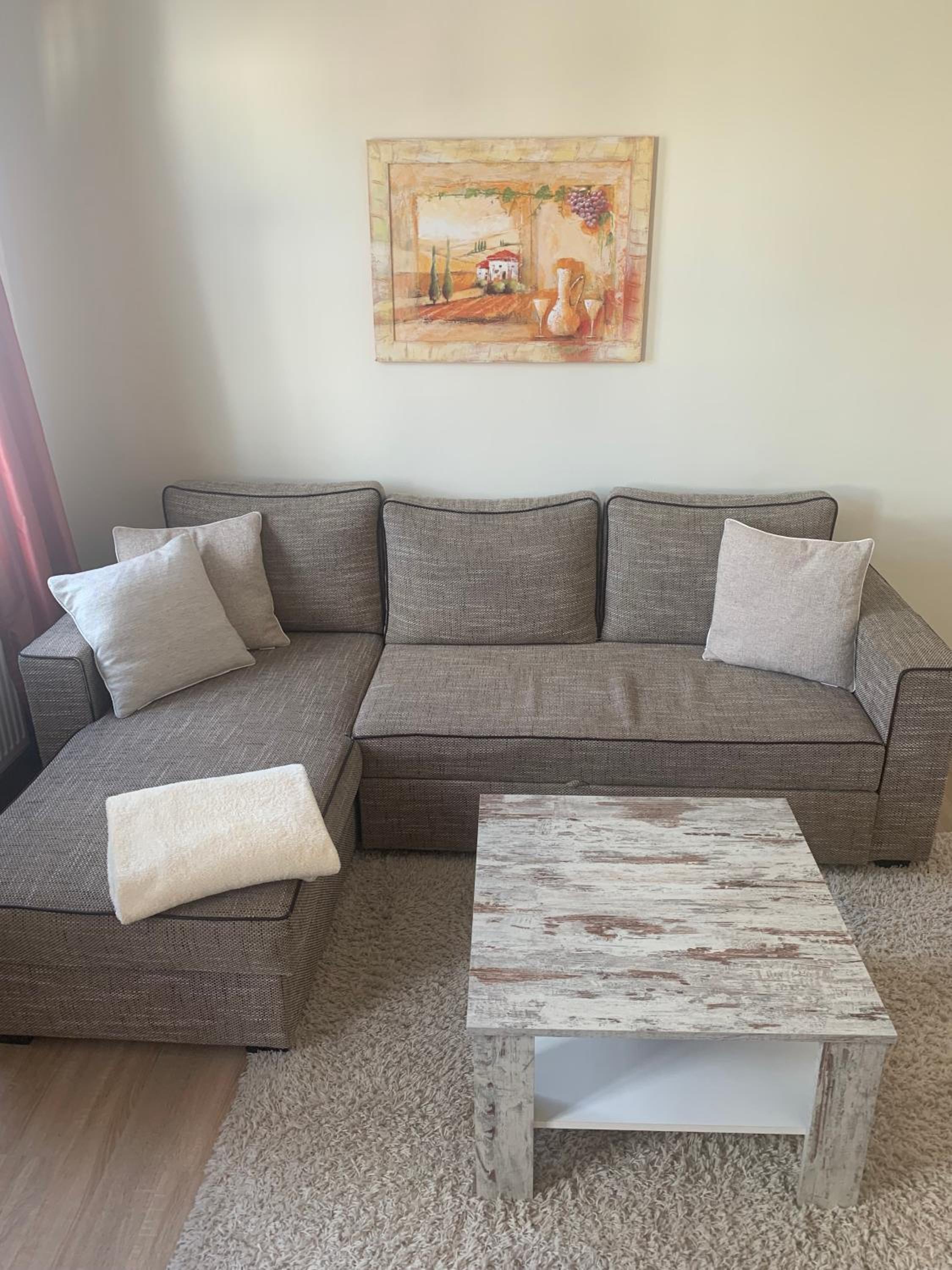 Apartment - Photo 1