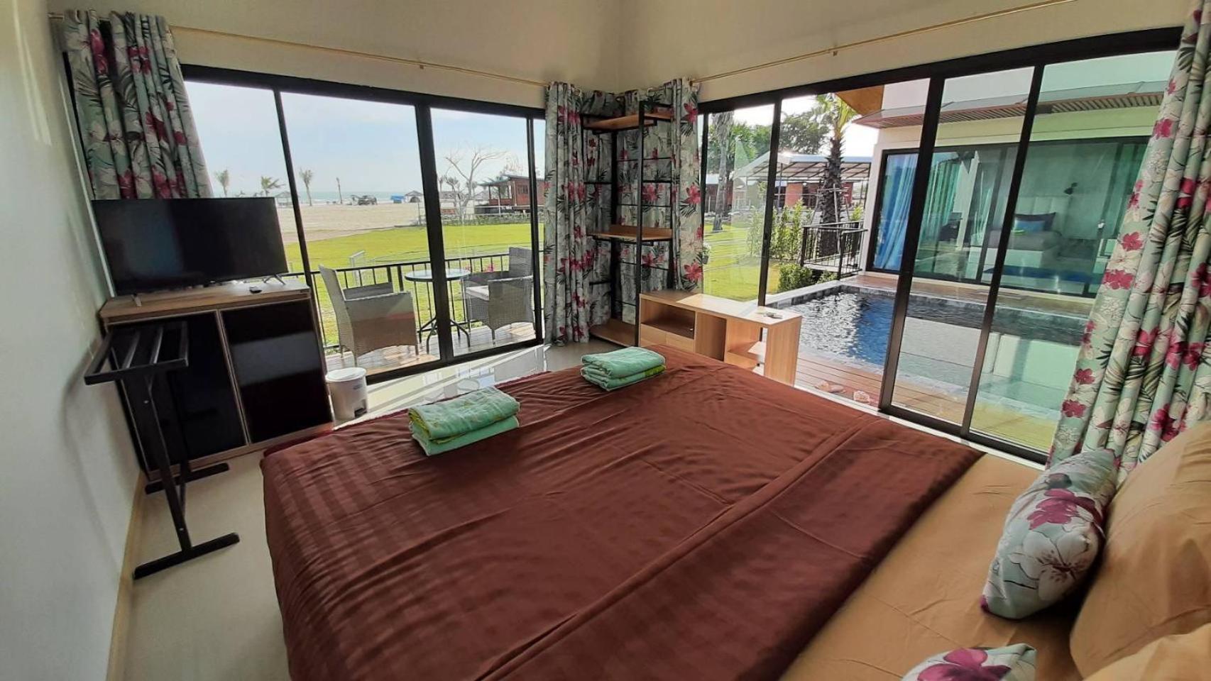 Two-Bedroom Villa - Photo 1