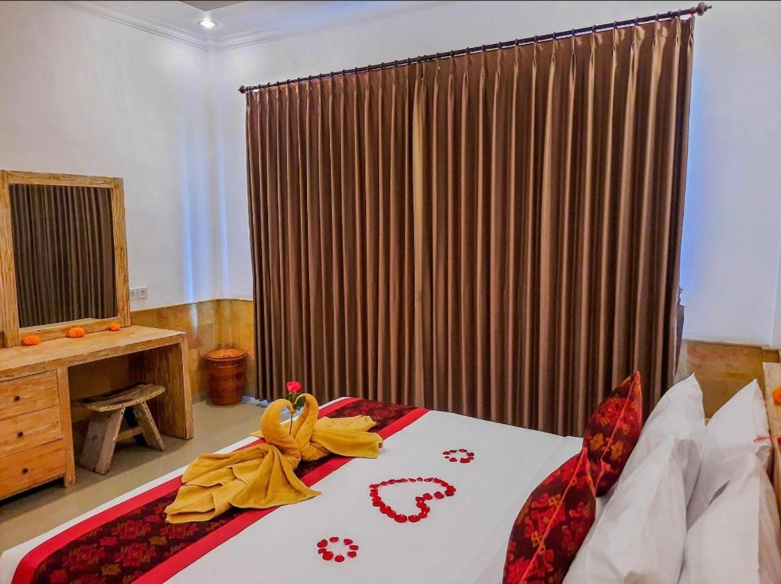 Standard Room with Pool View - Photo 1