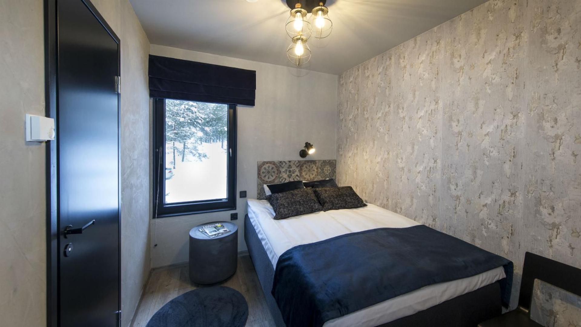 Luxury Seaside Villa - 10 br for 18 person photo 2
