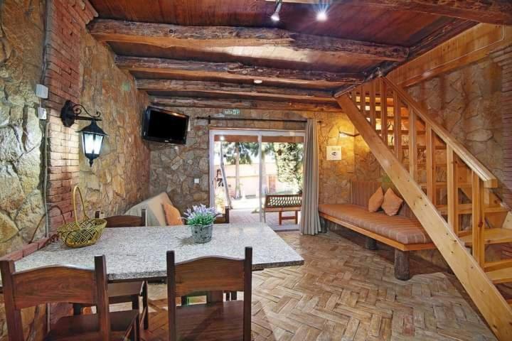 Apartment with Terrace photo 3